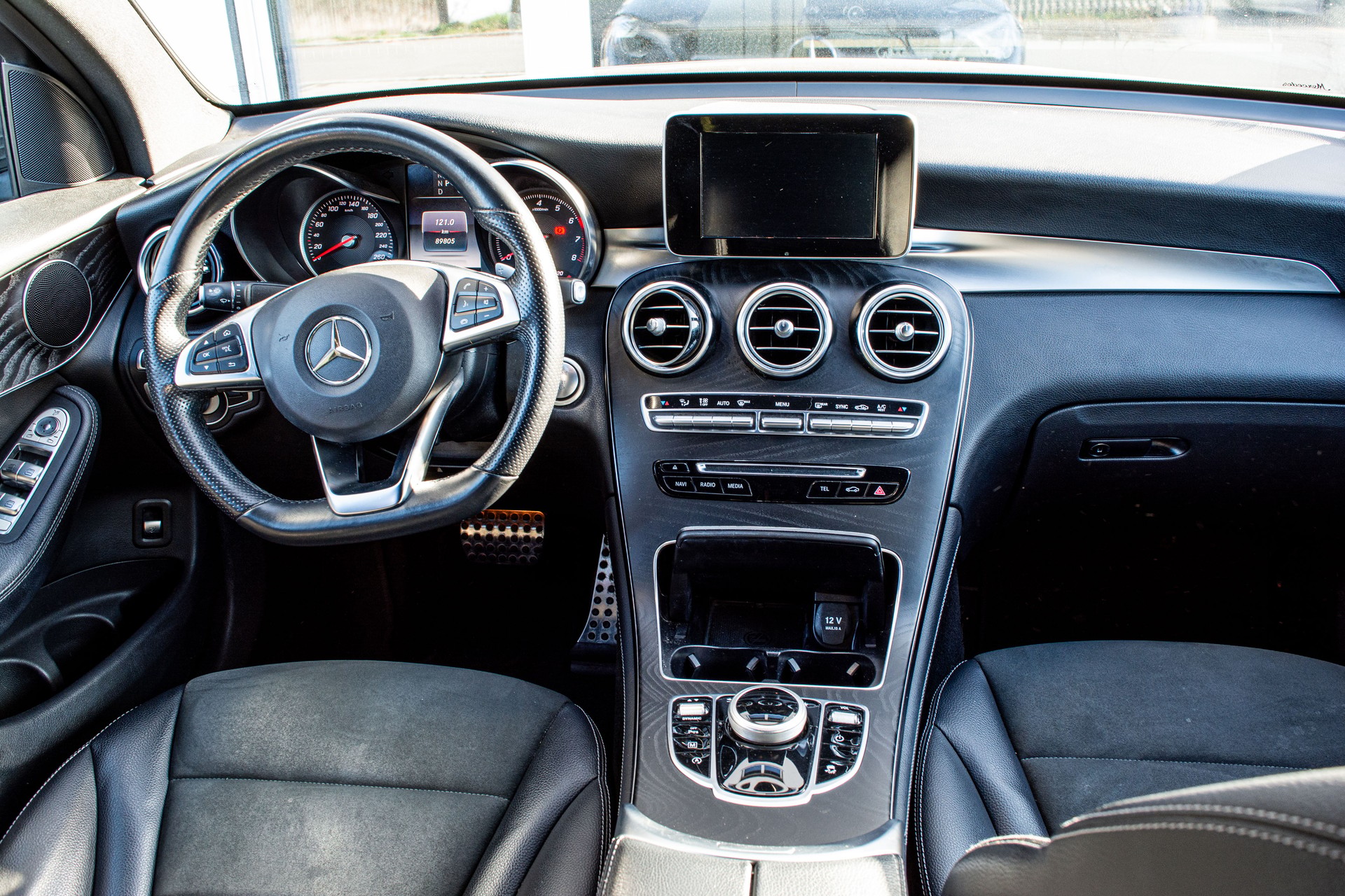 MERCEDES-BENZ GLC Coupé 250 AMG Line 4Matic 9G-Tronic-image-12