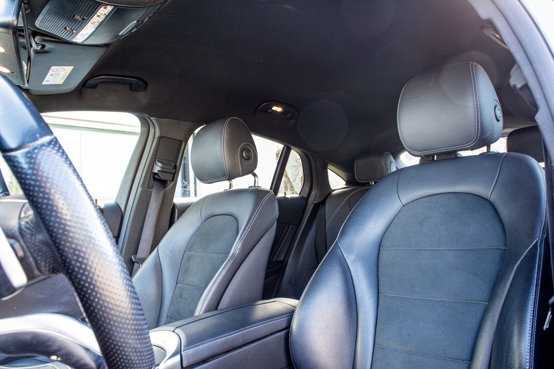 MERCEDES-BENZ GLC Coupé 250 AMG Line 4Matic 9G-Tronic-image-16