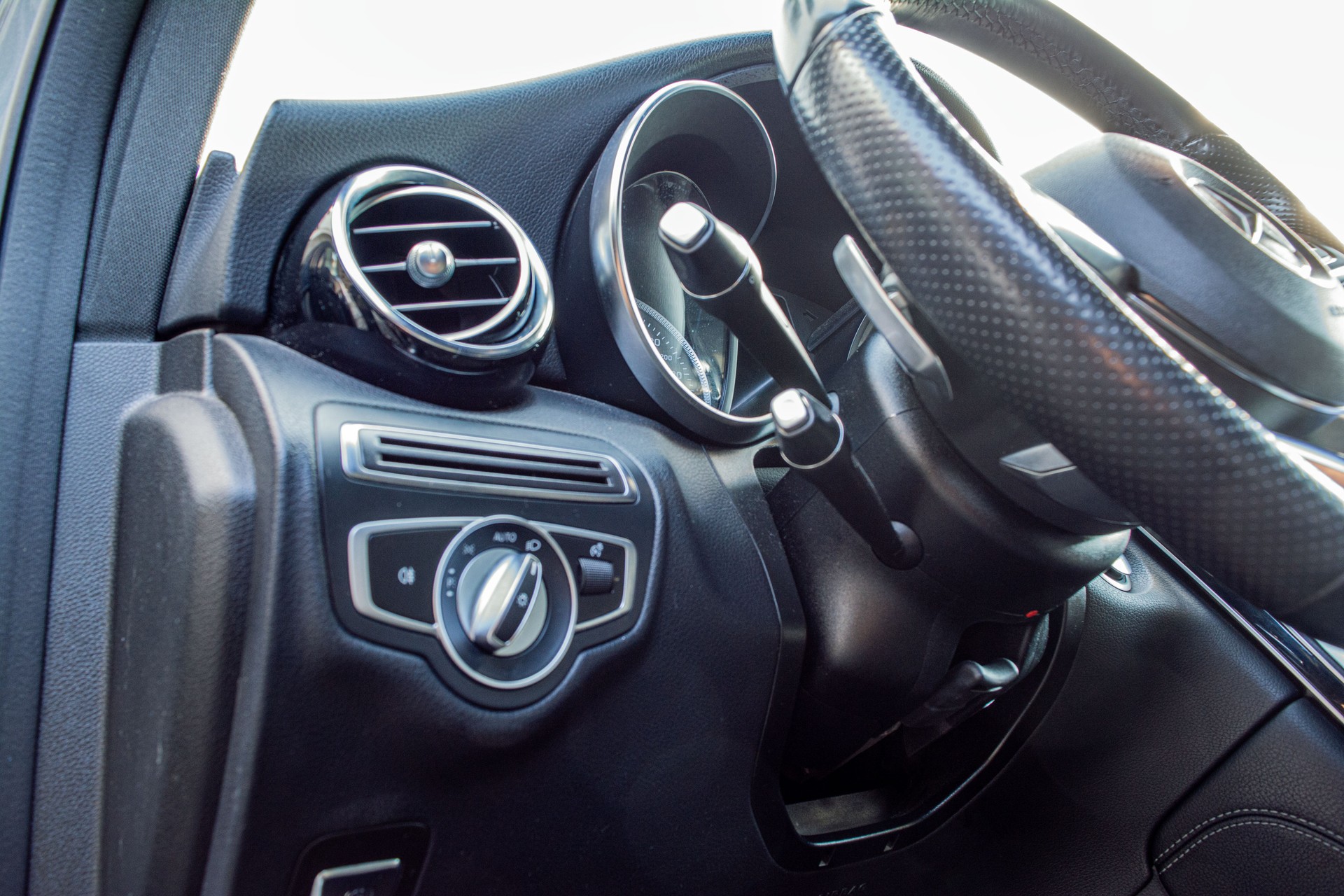 MERCEDES-BENZ GLC Coupé 250 AMG Line 4Matic 9G-Tronic-image-9
