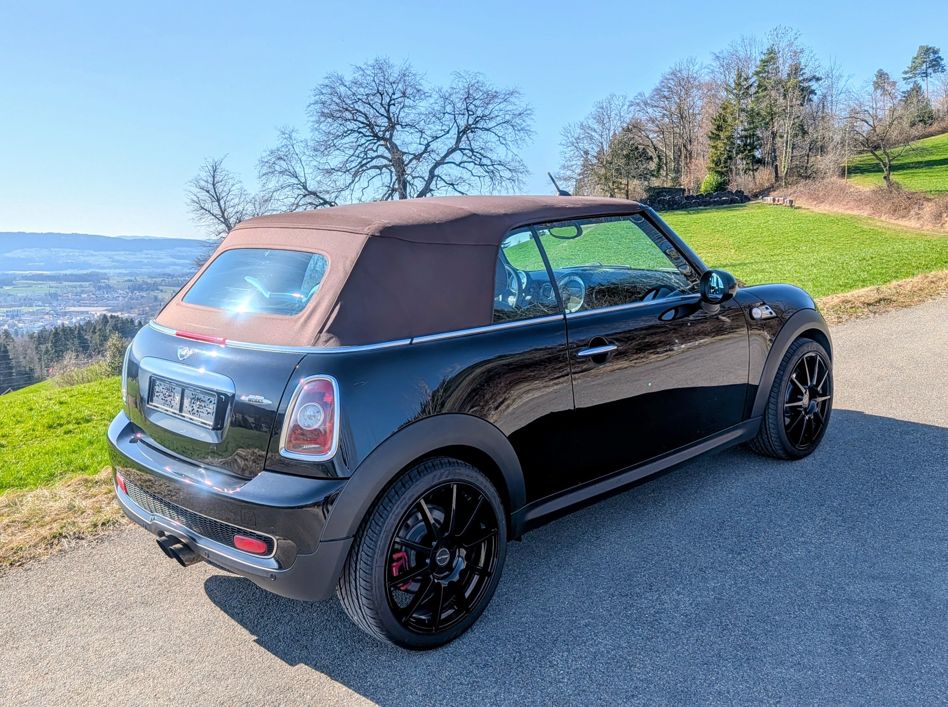 MINI MINI Cooper Cabrio John Cooper Works-image-0