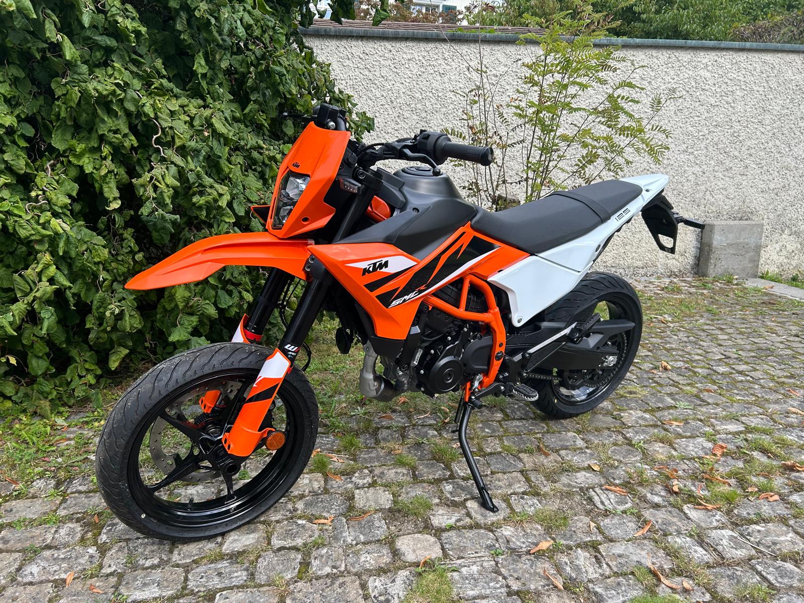 KTM 125 SMC R-image-12