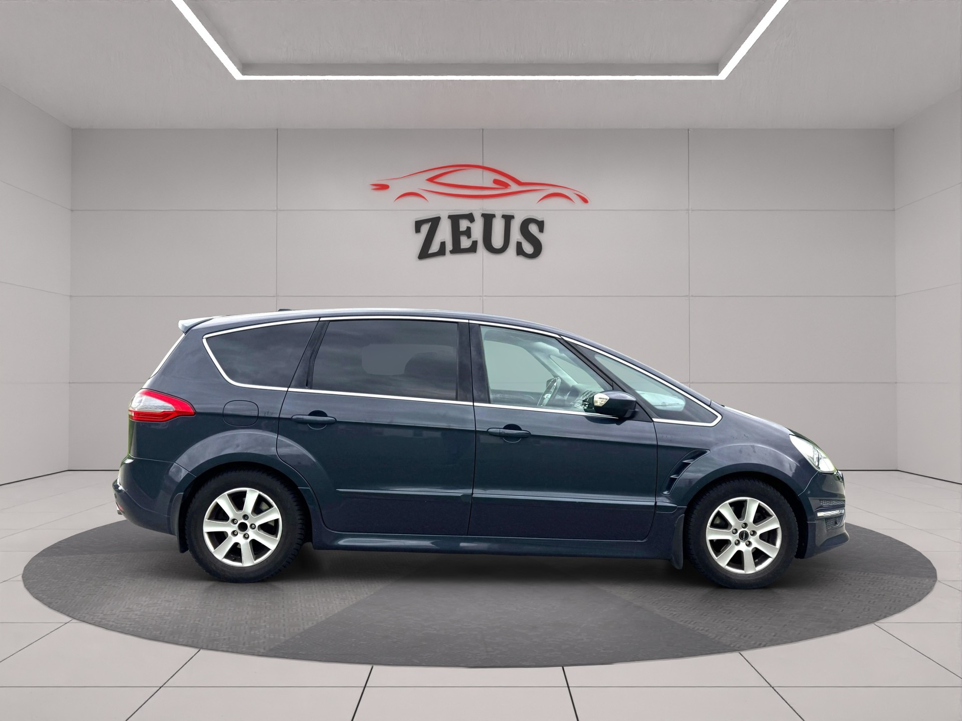 FORD S-Max 2.0 SCTi Titanium PowerShift-image-4