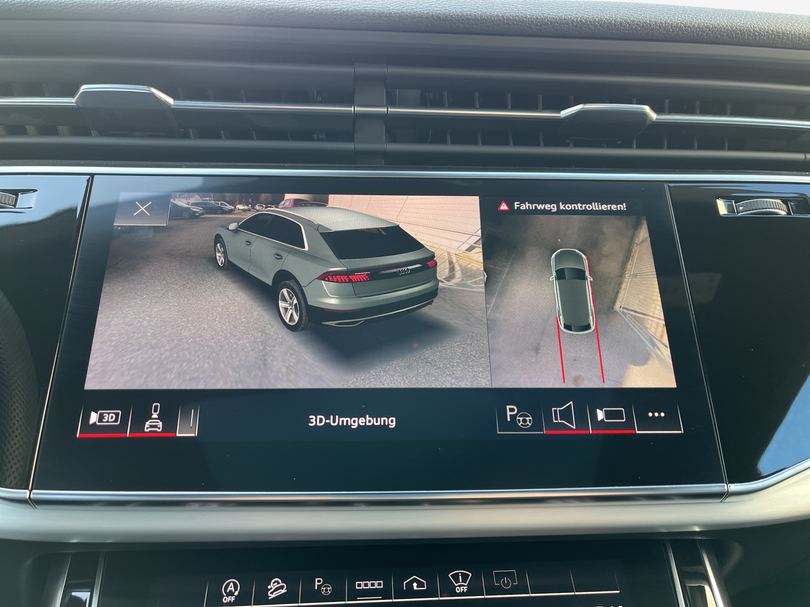 AUDI Q8 50 TDI Black Edition quattro tiptronic-image-15