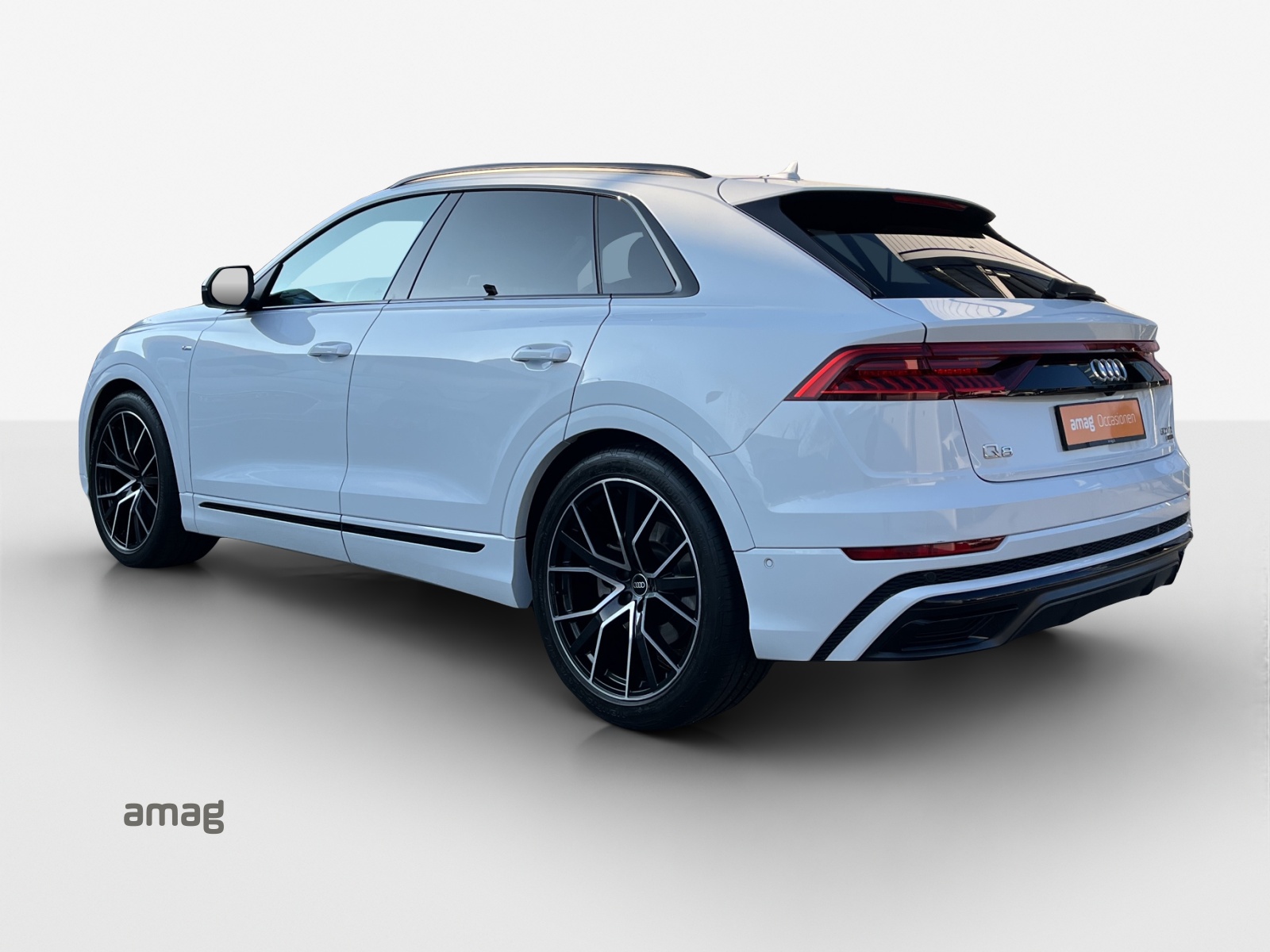 AUDI Q8 50 TDI Black Edition quattro tiptronic-image-2