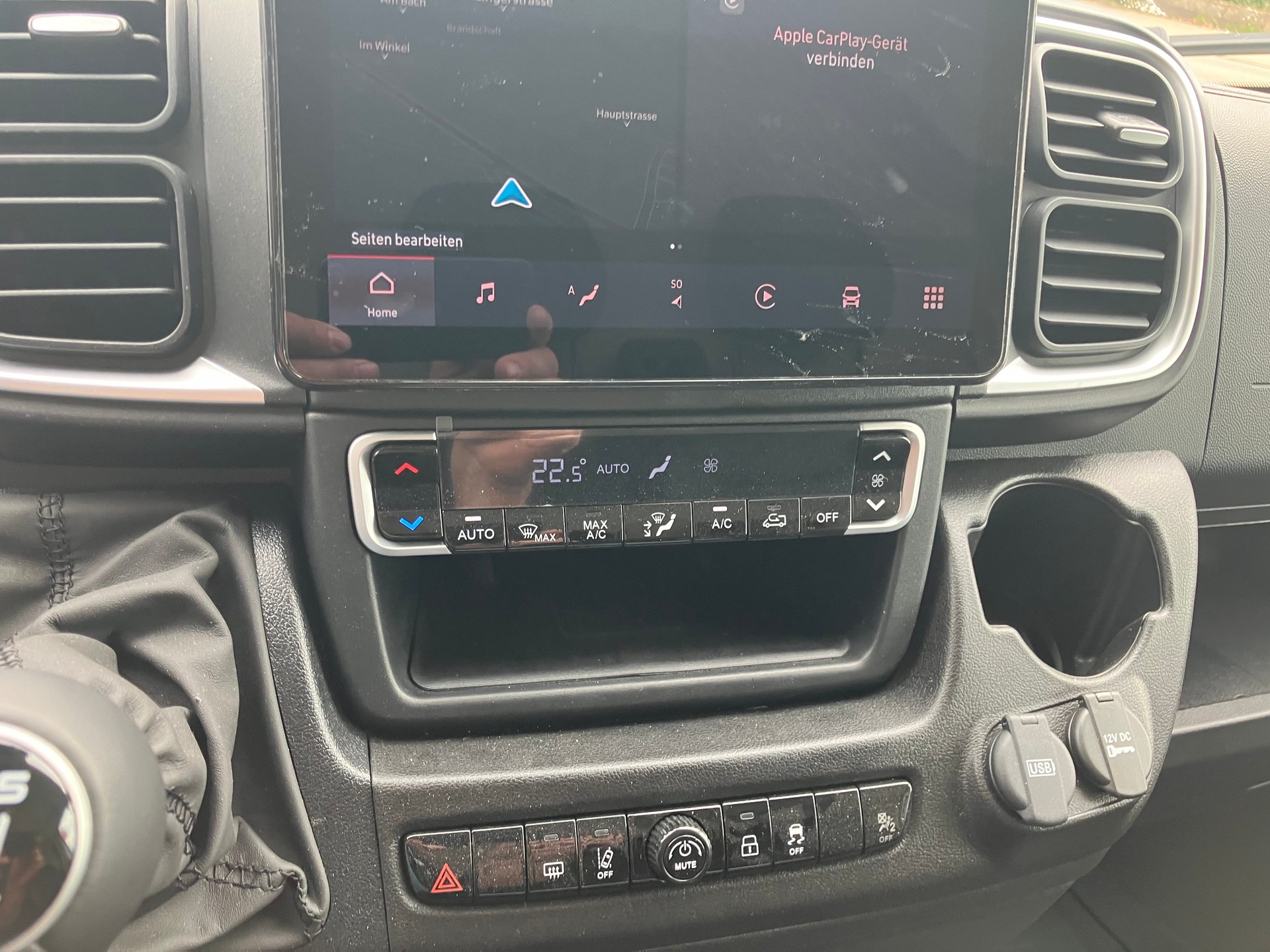 CITROEN Jumper 35 2.2 BlueHDi 140 L2H2-image-9