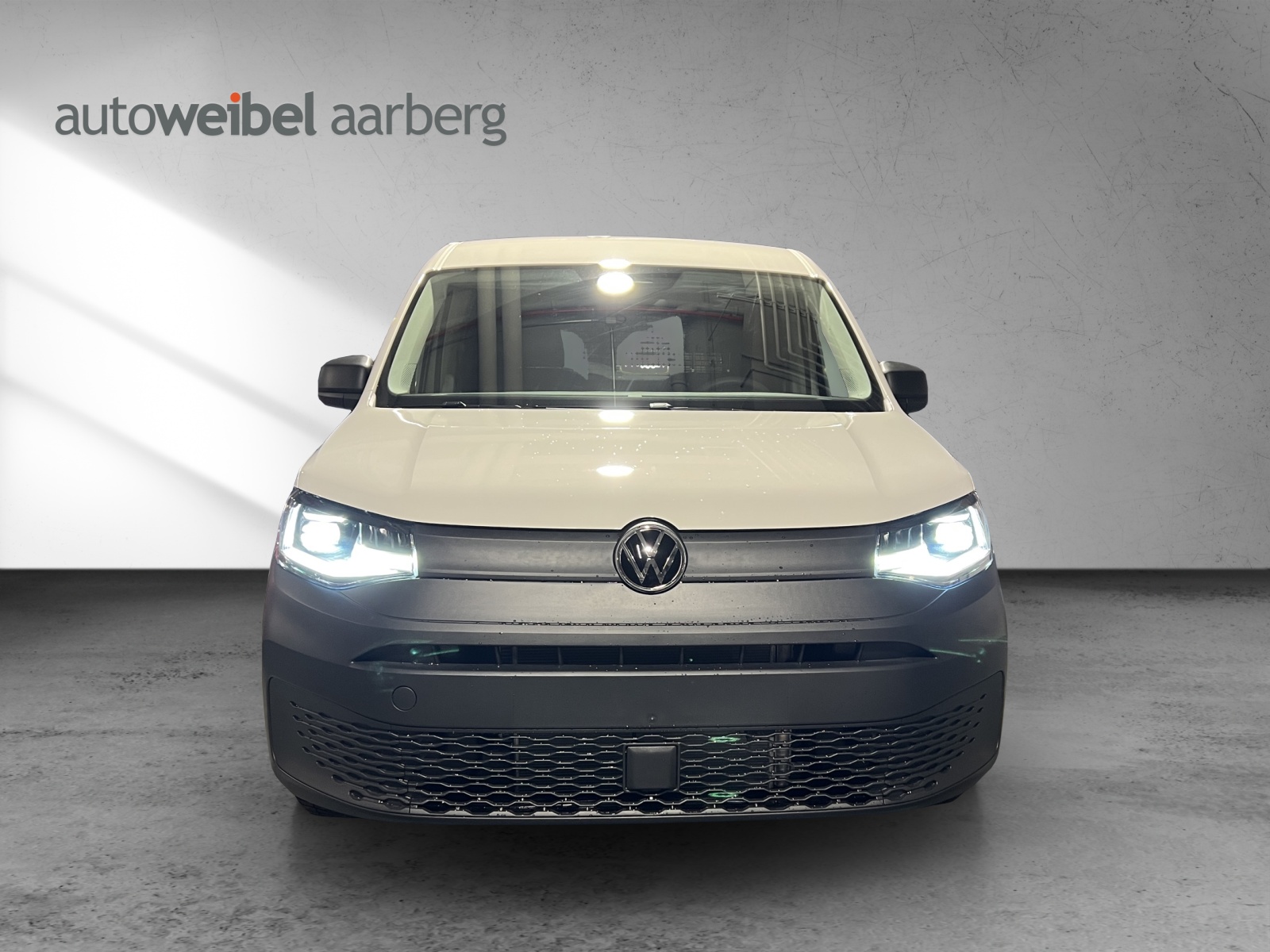 VW Caddy Cargo 2.0TDI Maxi 4Motion-image-5