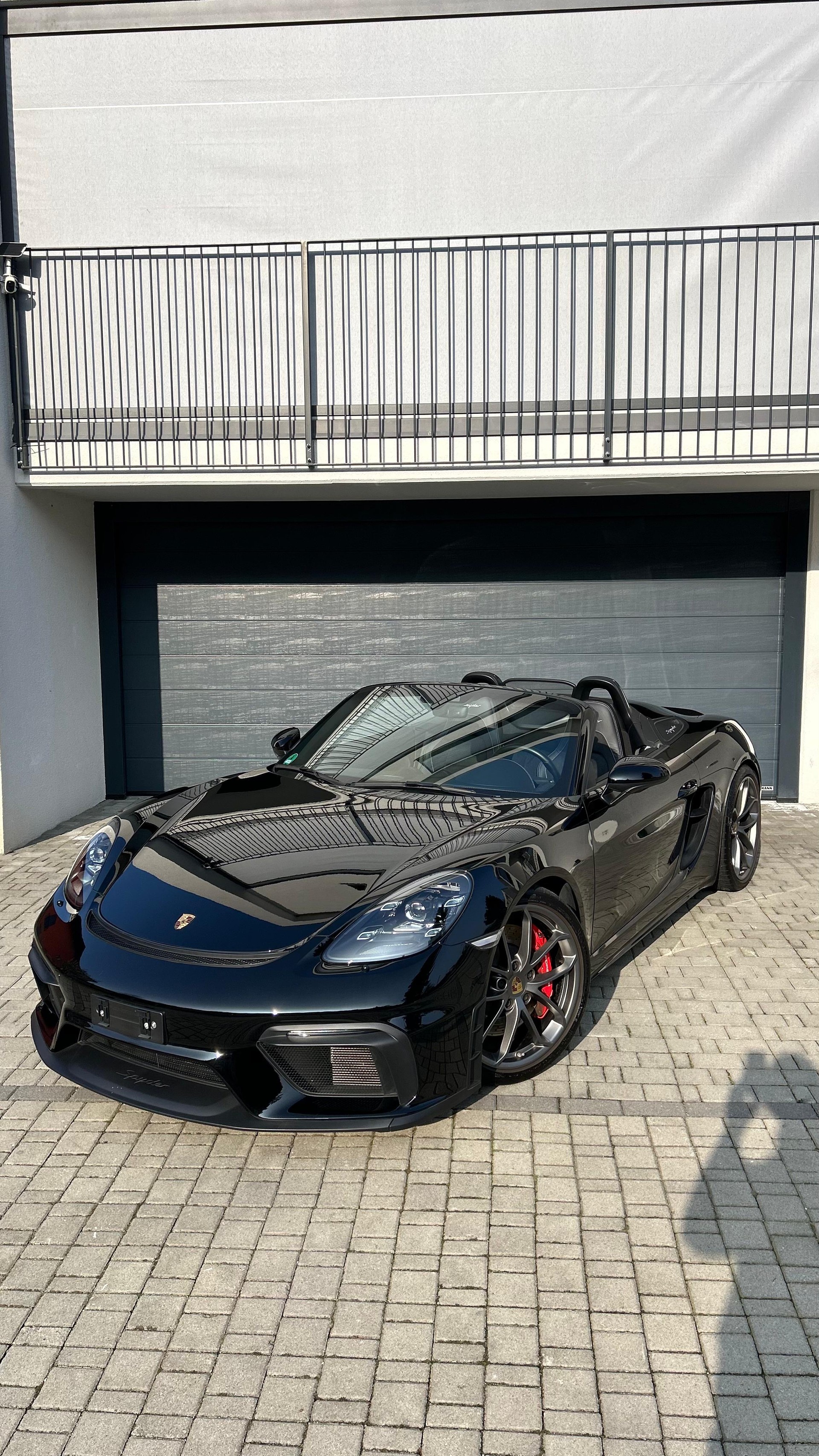 PORSCHE 718 Boxster Spyder-image-0