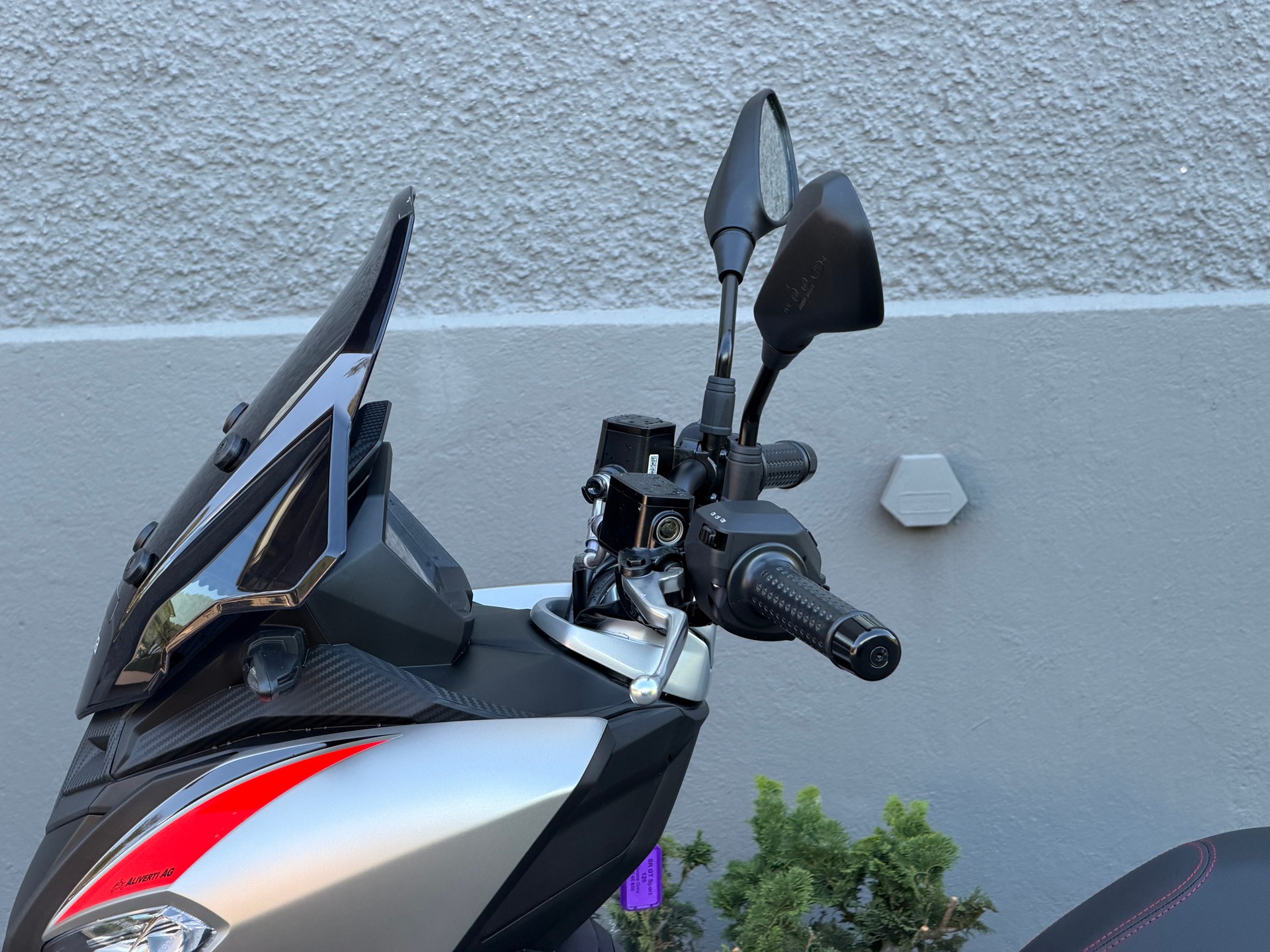 APRILIA SR 125 GT Sport ABS E5+-image-4