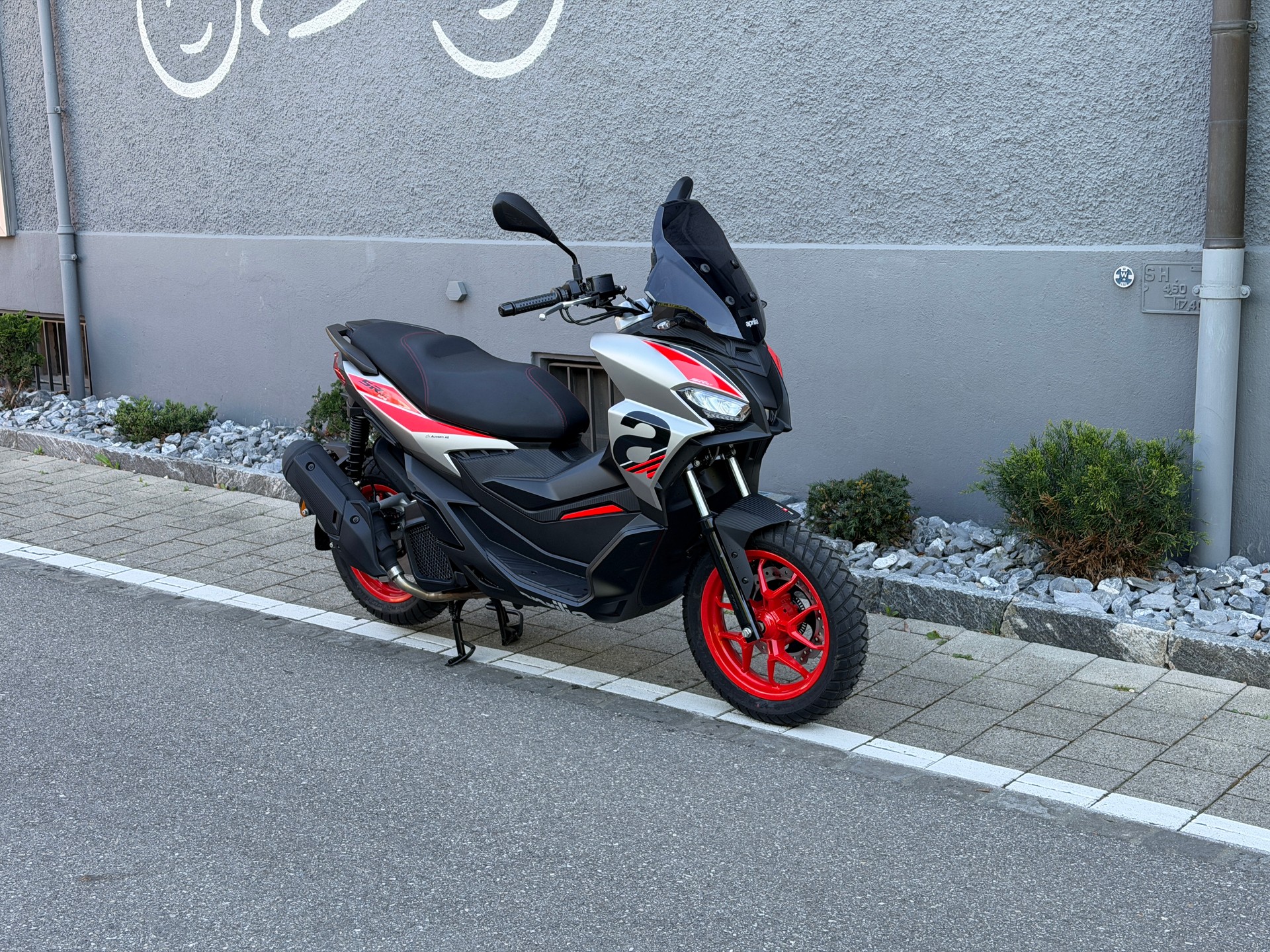 APRILIA SR 125 GT Sport ABS E5+-image-9
