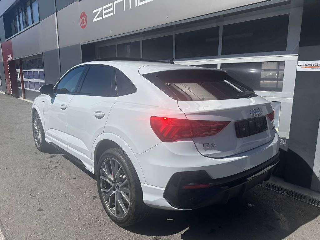 AUDI Q3 Sportback 2.0 45 TFSI S line quattro S-Tronic-image-2