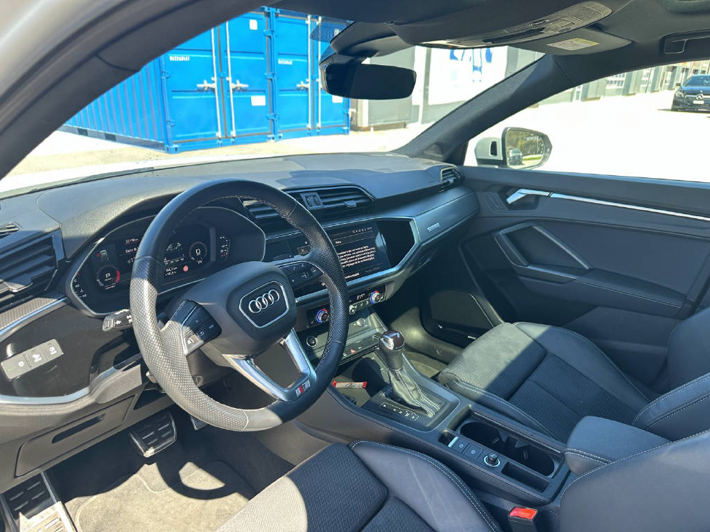 AUDI Q3 Sportback 2.0 45 TFSI S line quattro S-Tronic-image-5