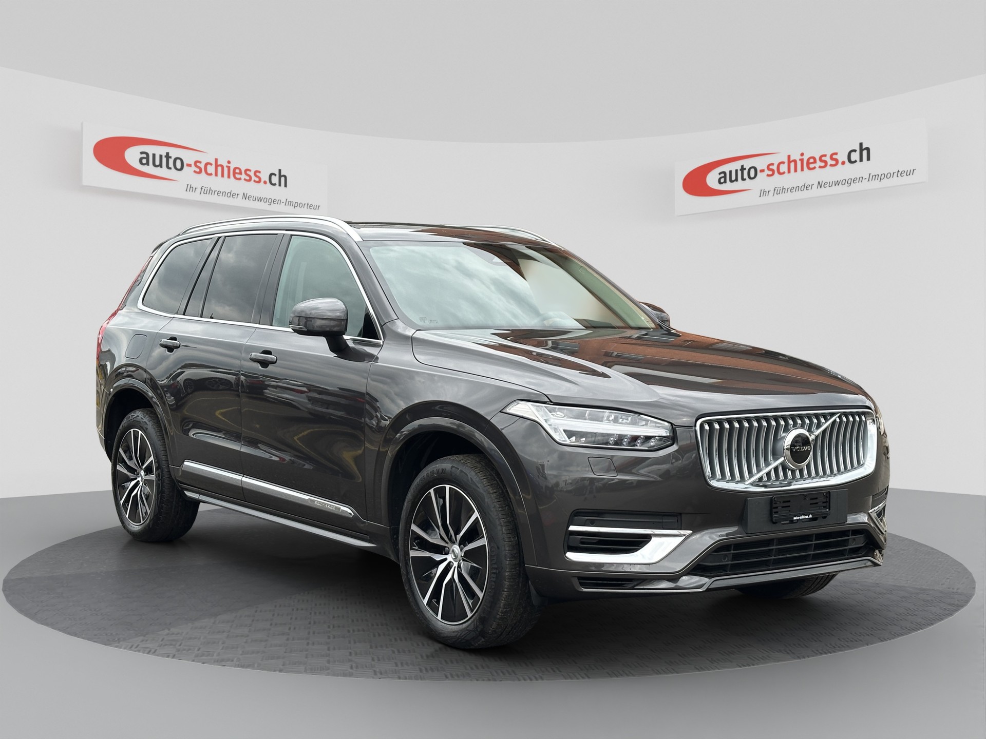 VOLVO XC90 T8 eAWD Core 7Pl. PluginHybrid Geartronic-image-0
