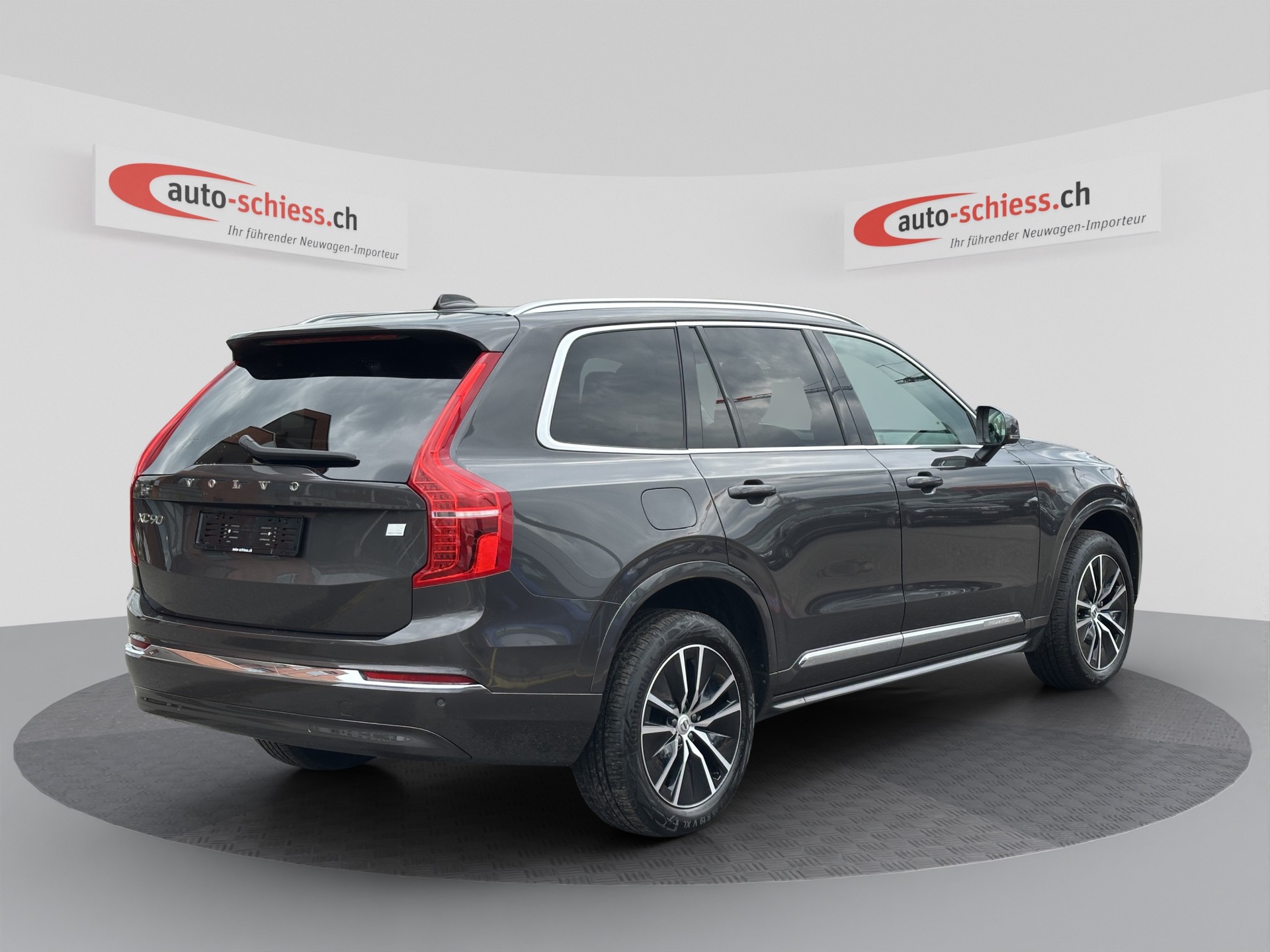 VOLVO XC90 T8 eAWD Core 7Pl. PluginHybrid Geartronic-image-4