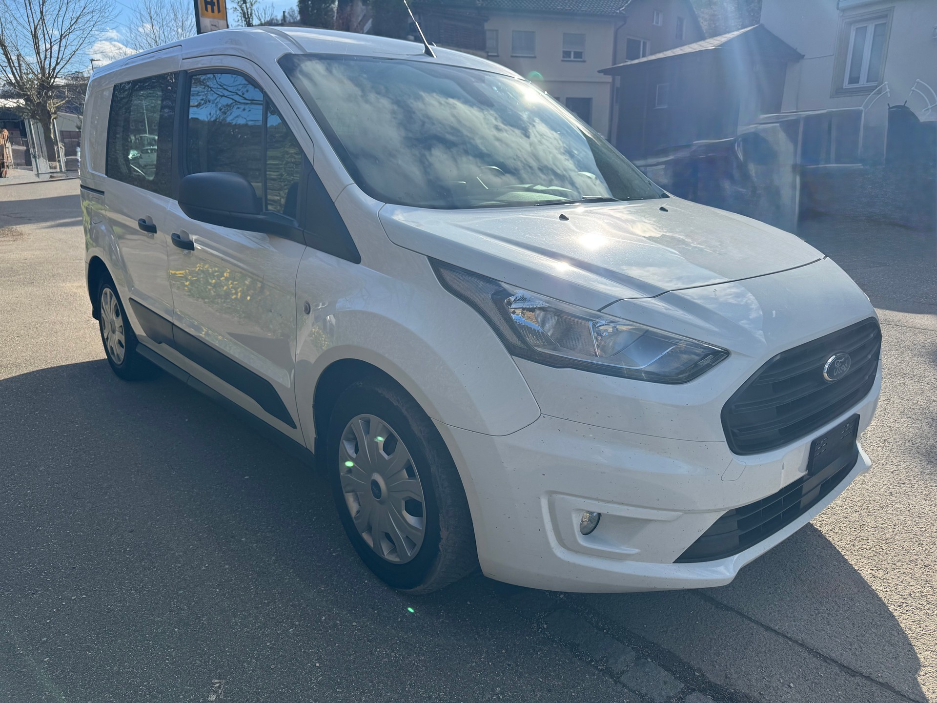 FORD Transit Connect Van T200 1.5 Eco Blue Trend A-image-2