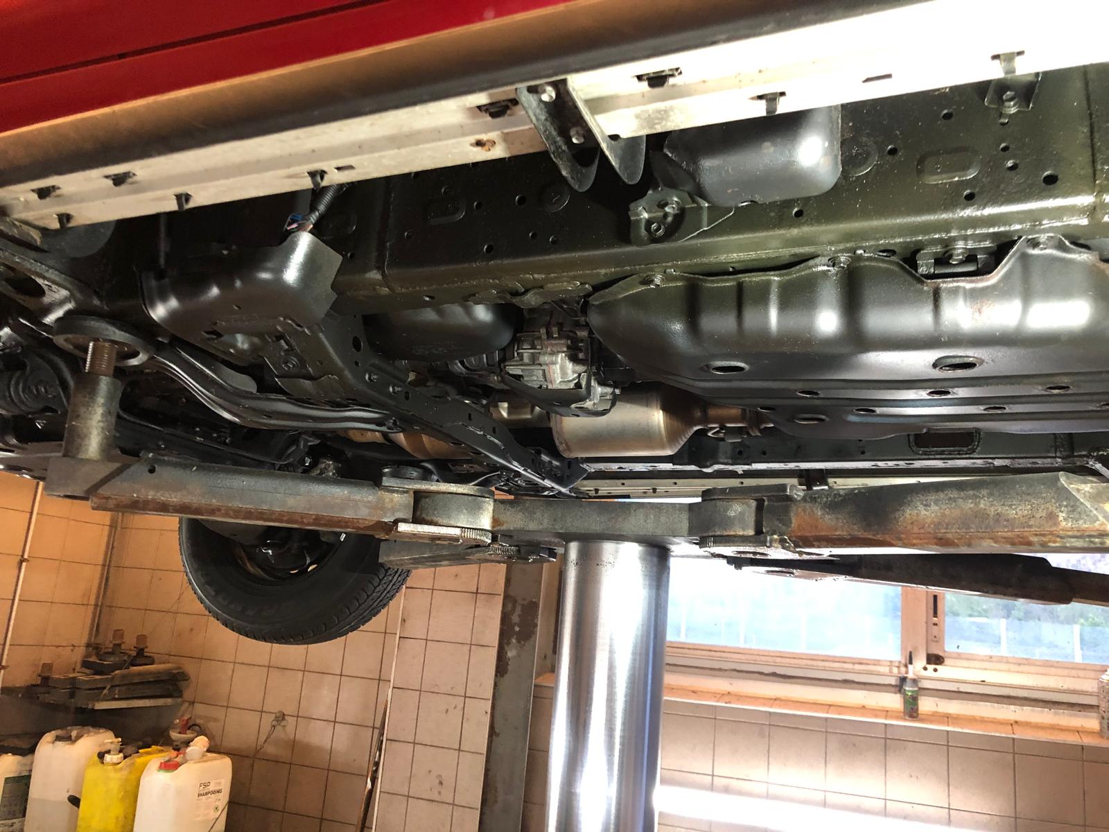 TOYOTA Land Cruiser 2.8TD Active-image-9