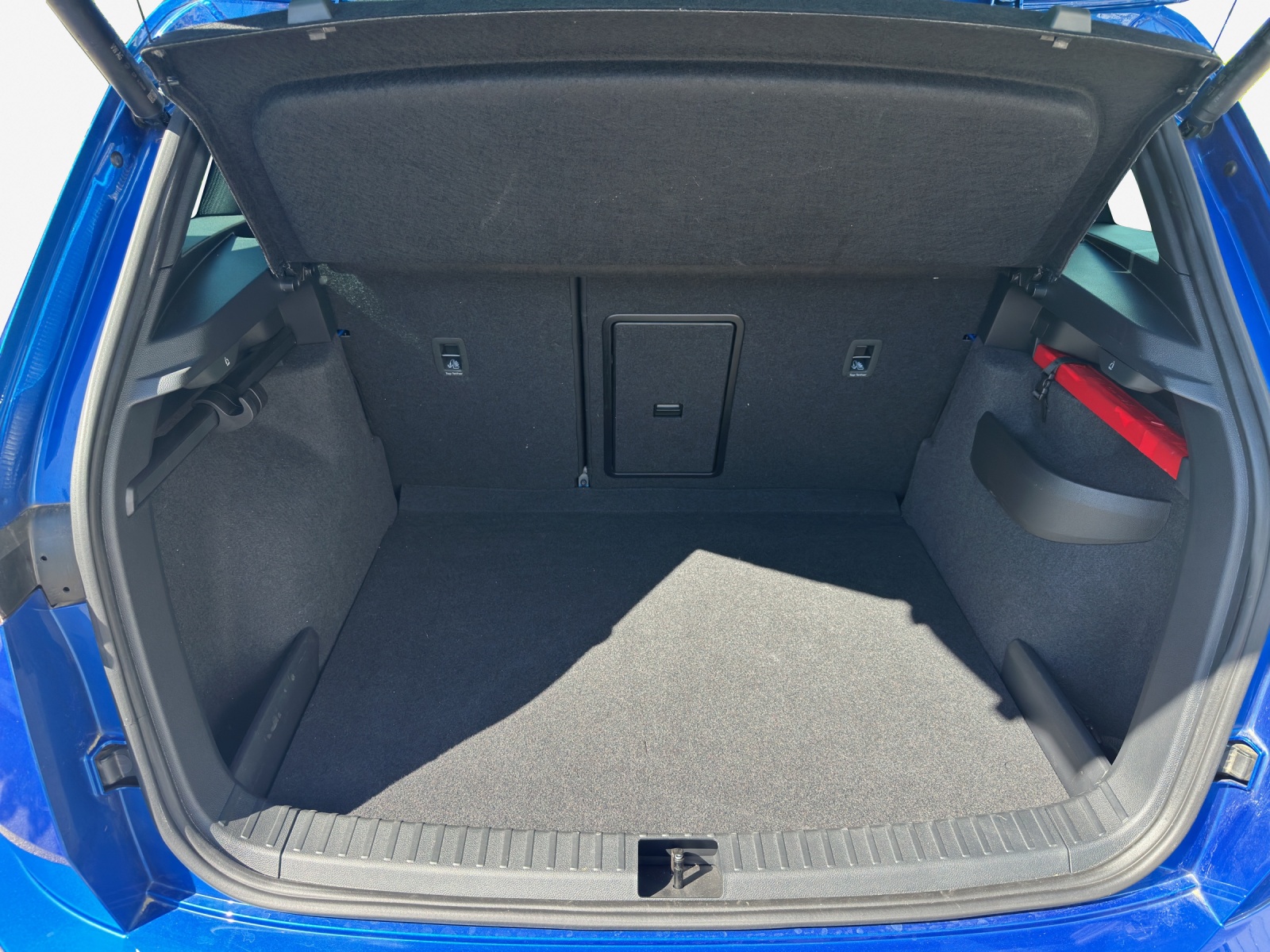 SKODA Karoq 2.0 TSI SportLine 4x4 DSG-image-12