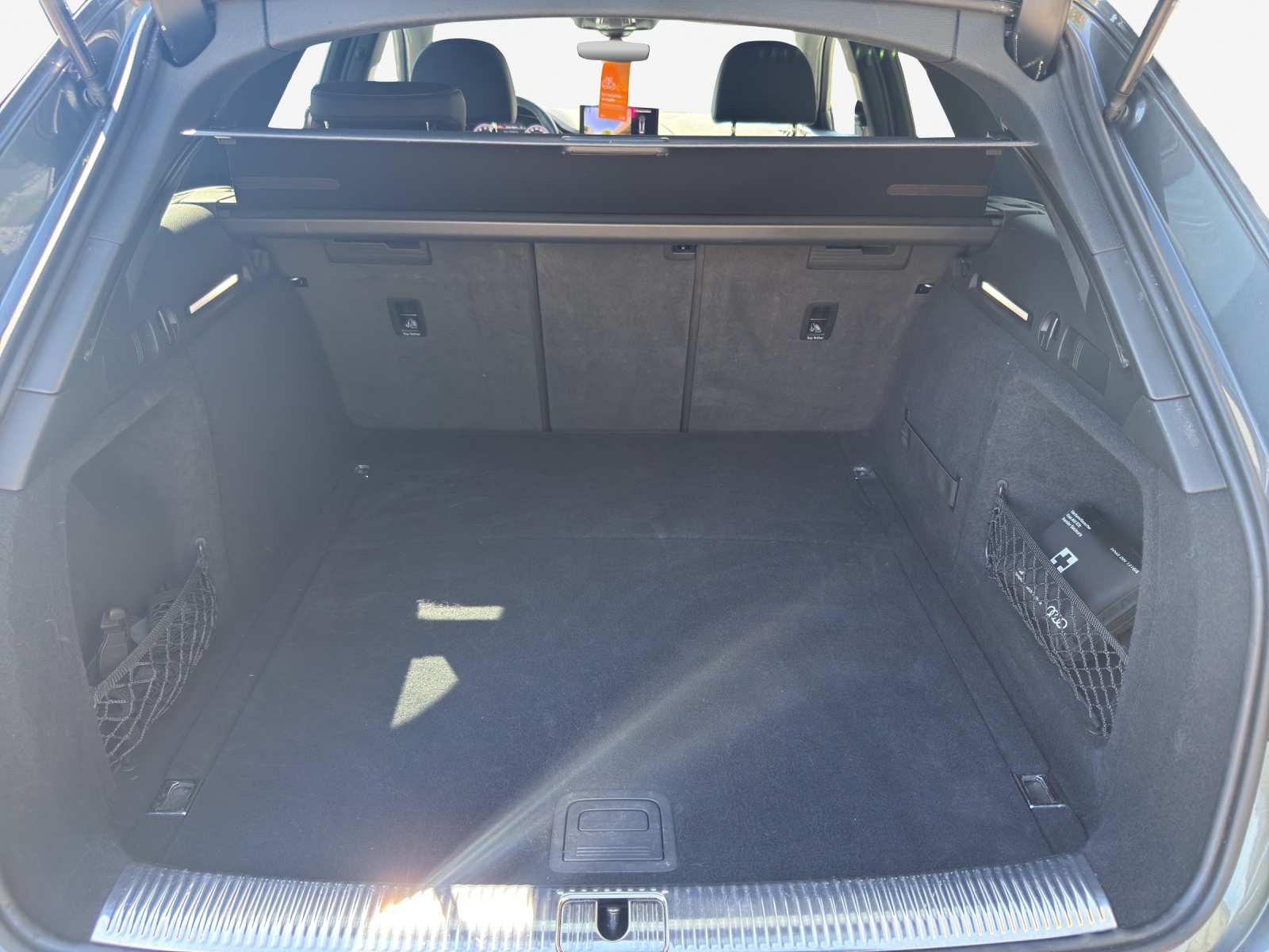 AUDI A4 Avant 45 TFSI S line S-tronic quattro-image-12