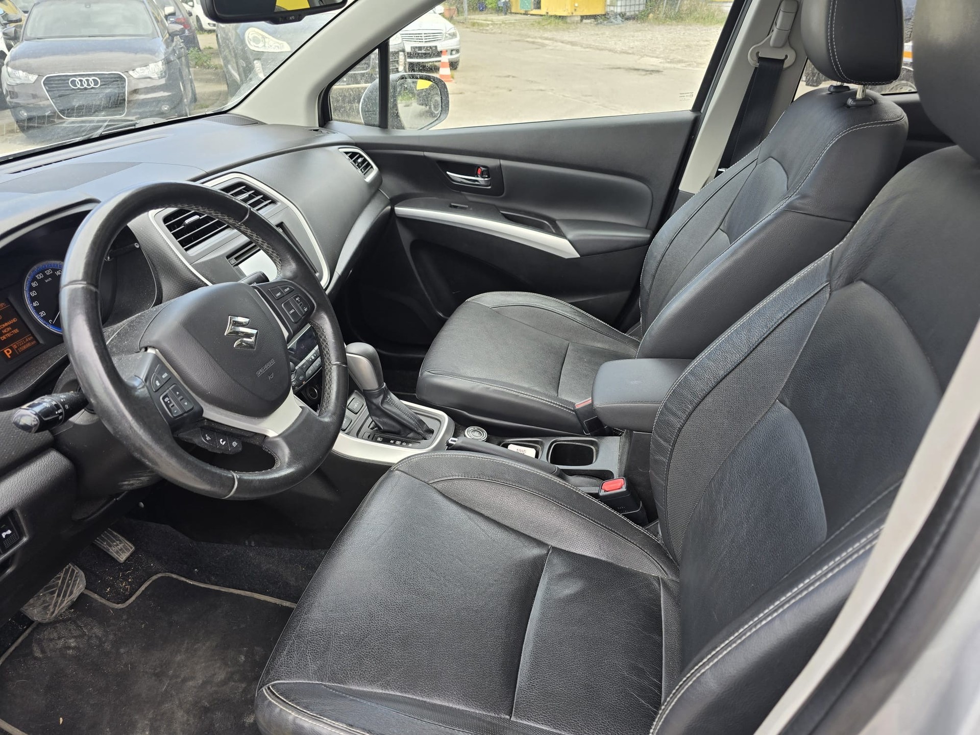 SUZUKI SX4 S-Cross 1.6 16V Sergio Cellano Top 4WD CVT7-image-11