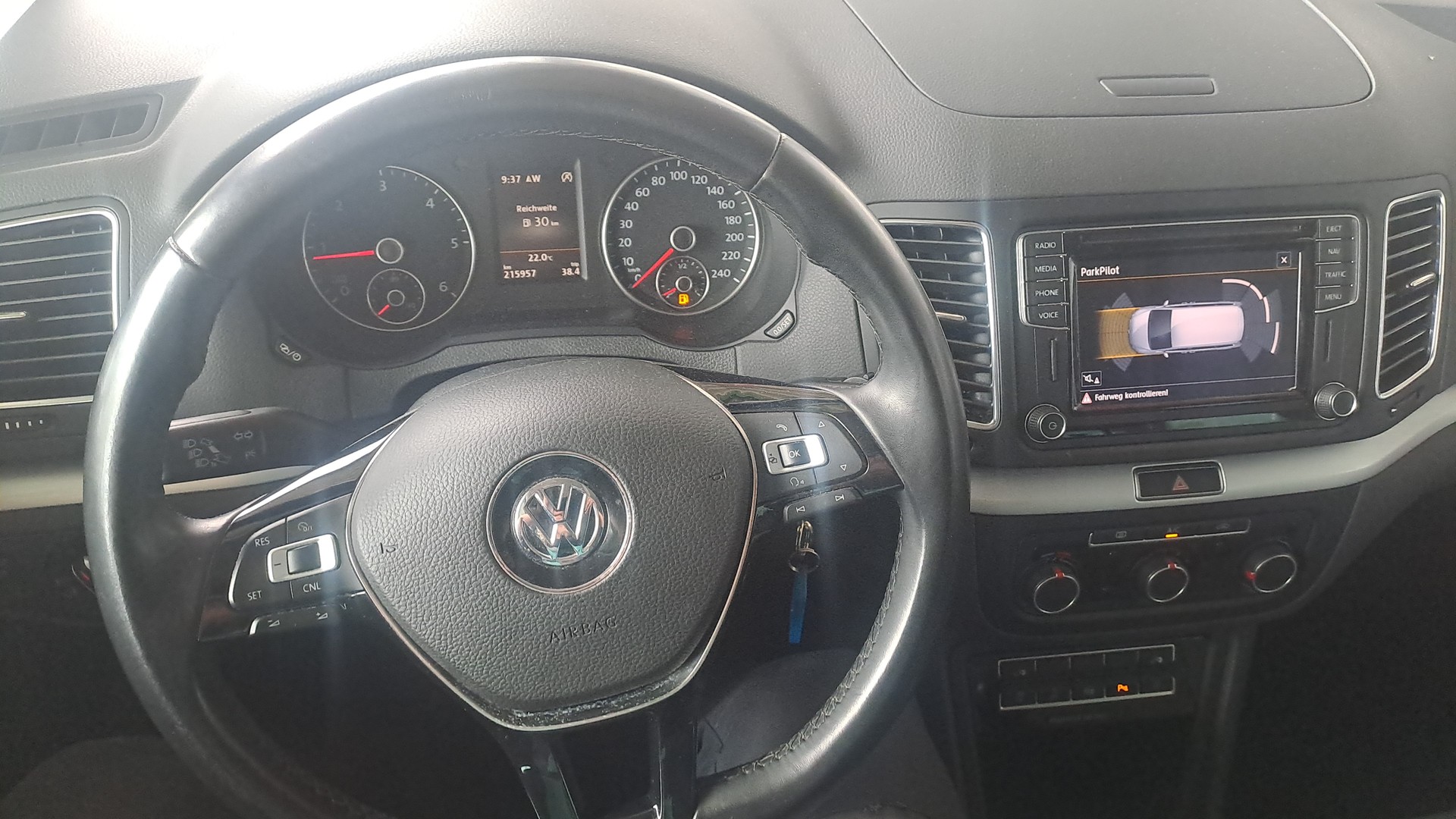 VW Sharan 2.0 TDI BMT Comfortline-image-9