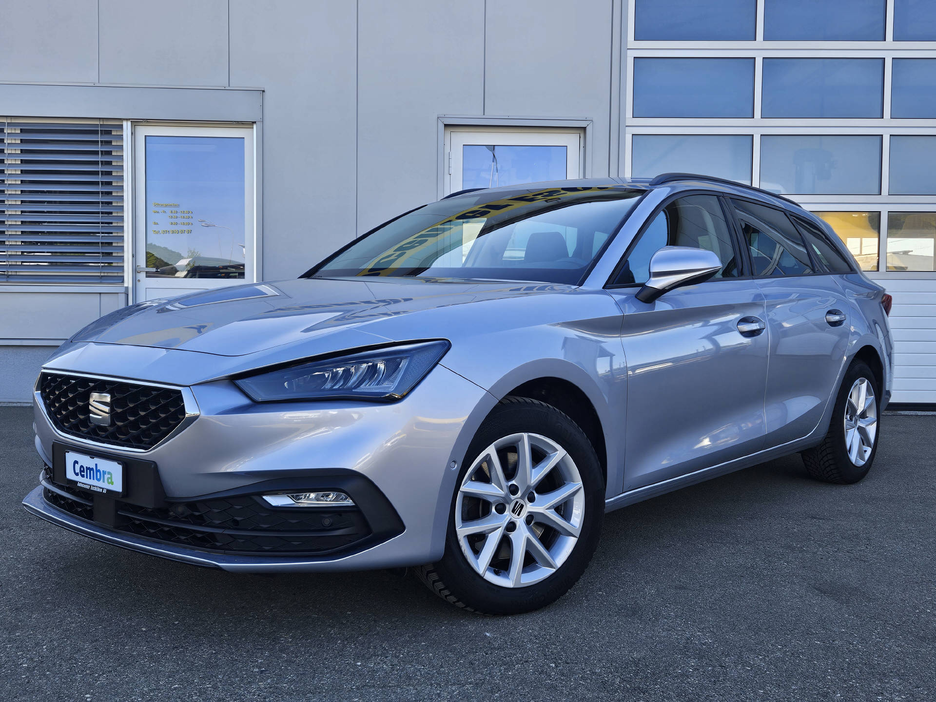 SEAT Leon ST 2.0 TDI Style DSG* Navi * Abstandsregeltempomat ACC *-showroom-element-1