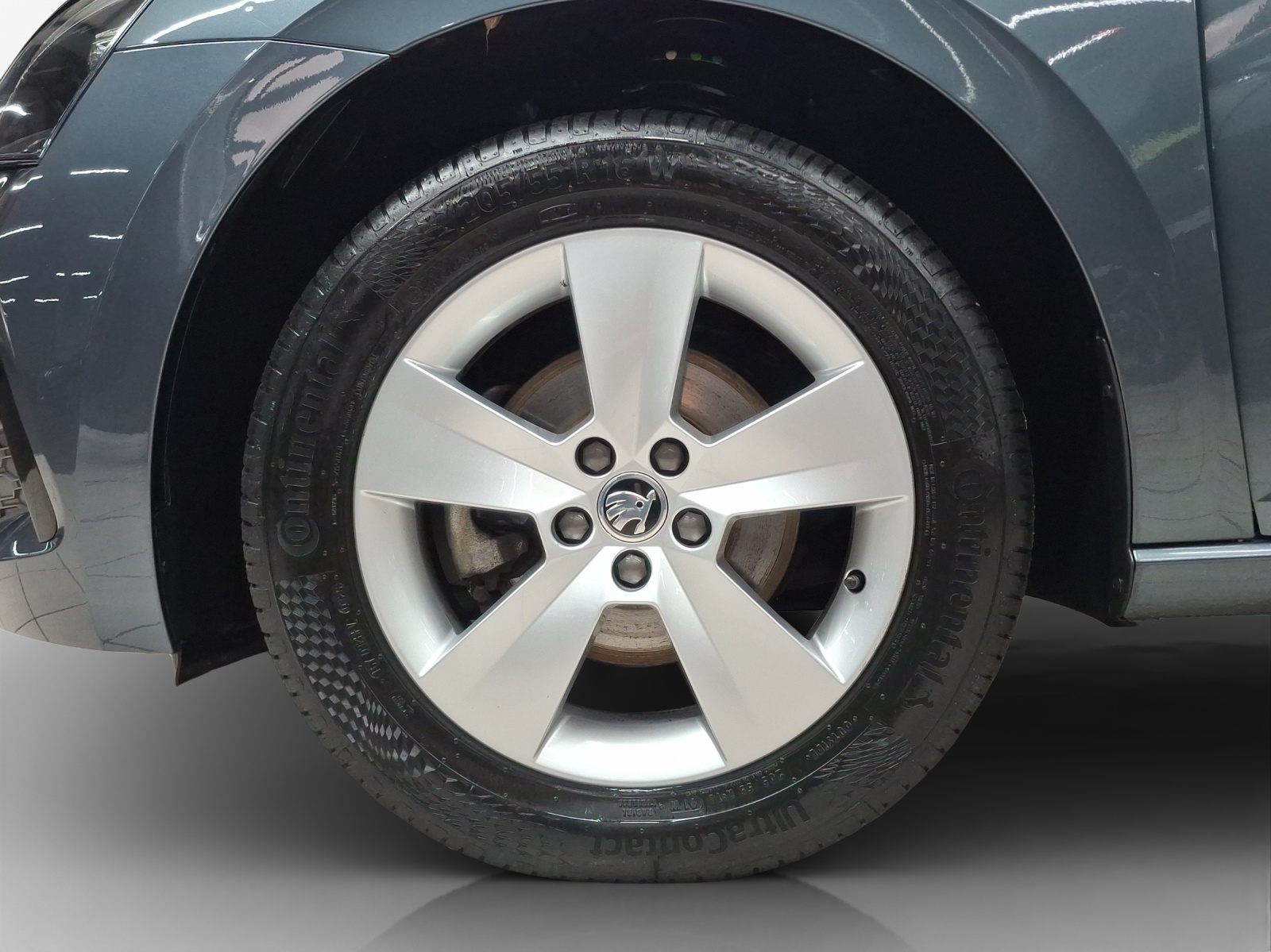 SKODA Scala 1.5 TSI ACT Ambition DSG-image-14