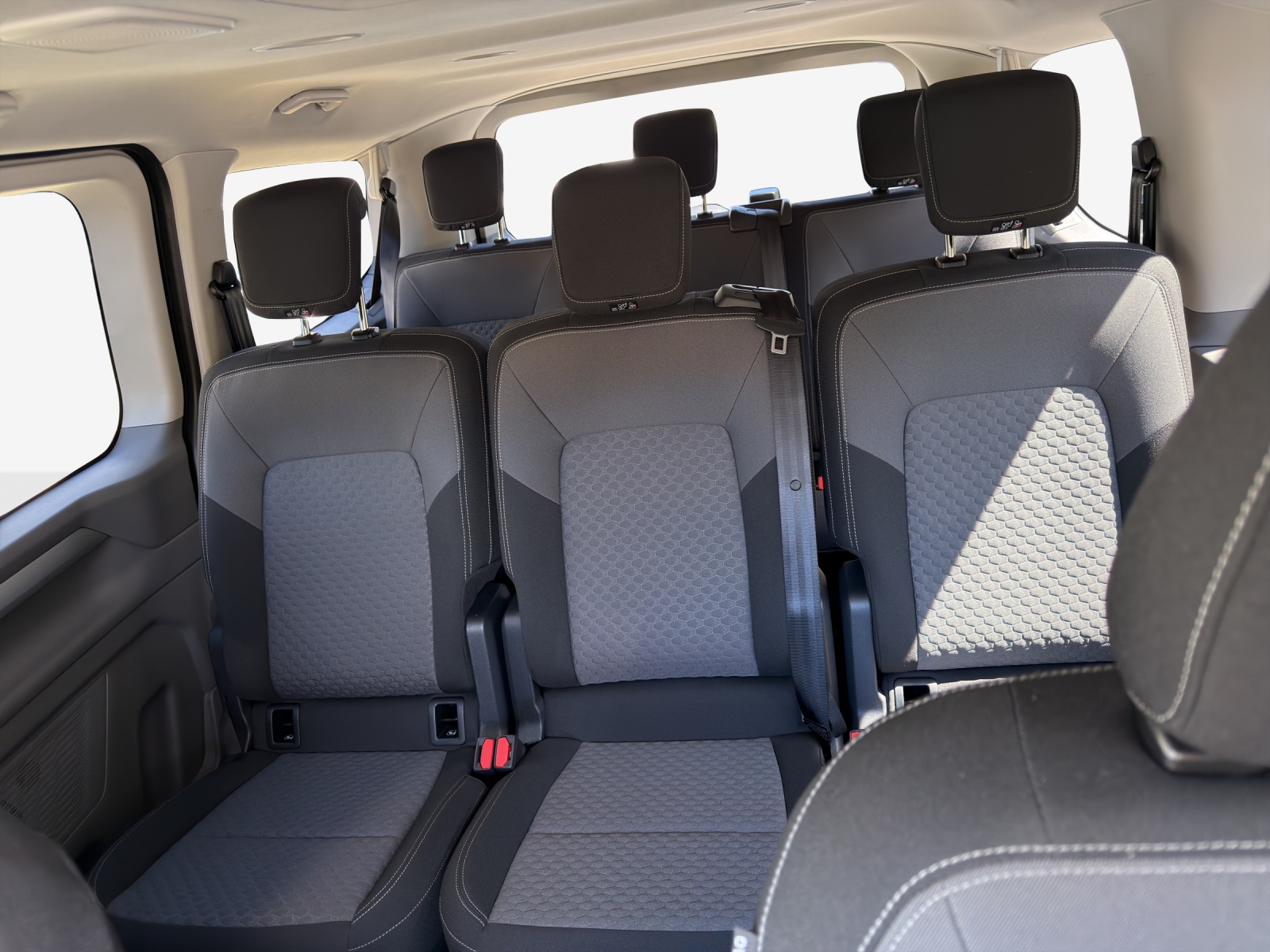 VW Caravelle 2.0 TDI Life Aut.8-image-15