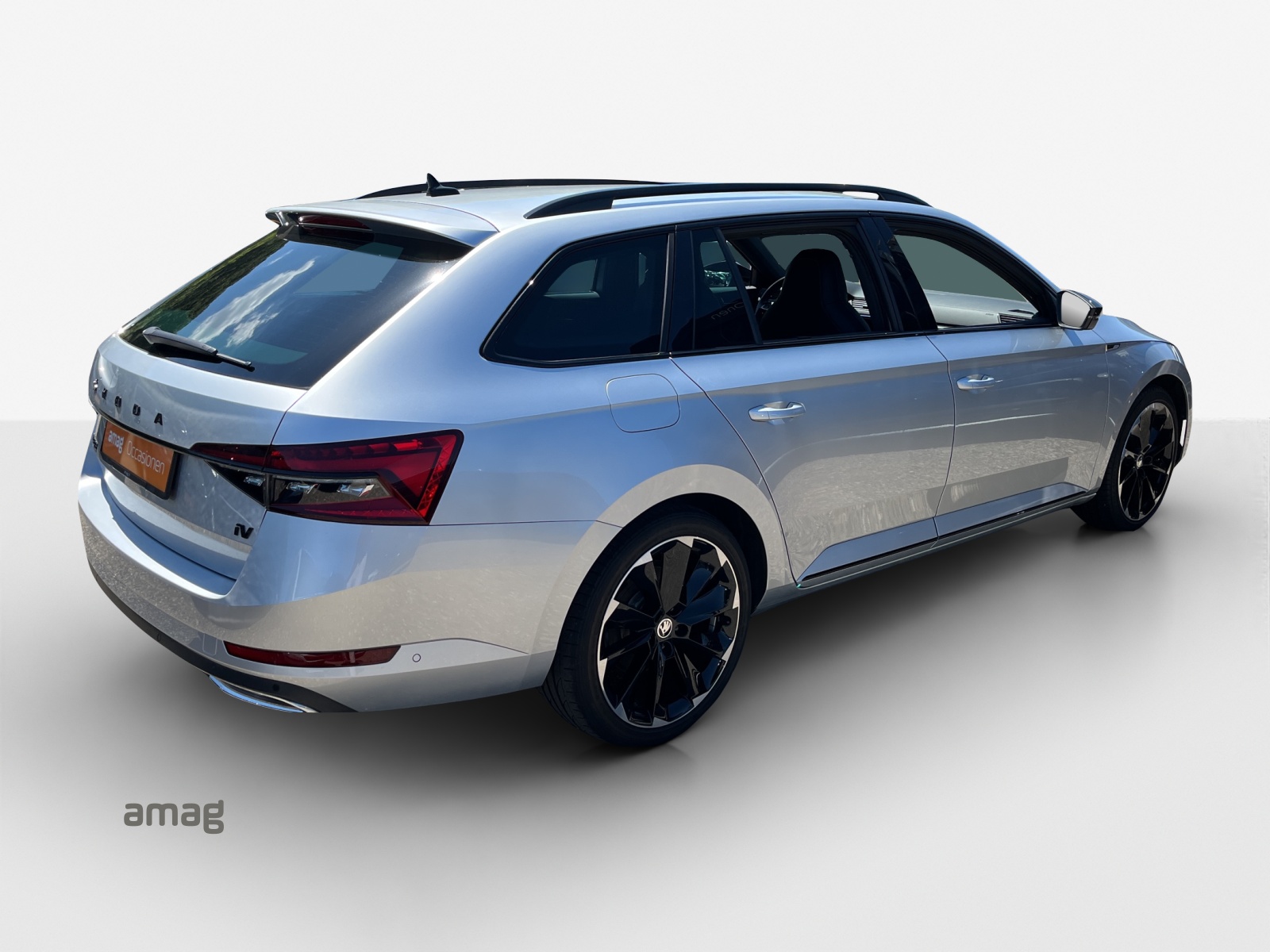 SKODA Superb 1.4 TSI Sport Line PHEV DSG-image-4