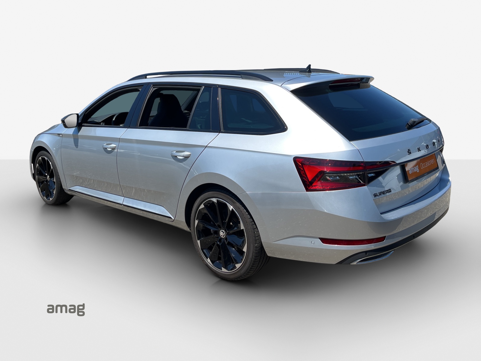 SKODA Superb 1.4 TSI Sport Line PHEV DSG-image-2