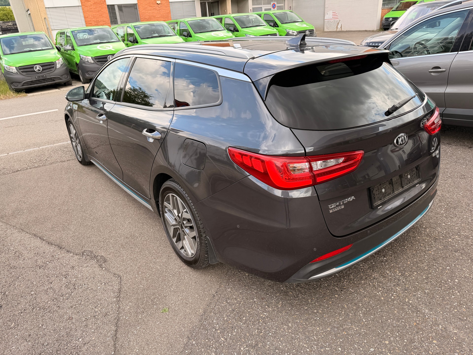 KIA Optima SW 2.0 T-GDI Plug-in Hybrid Automat-image-2