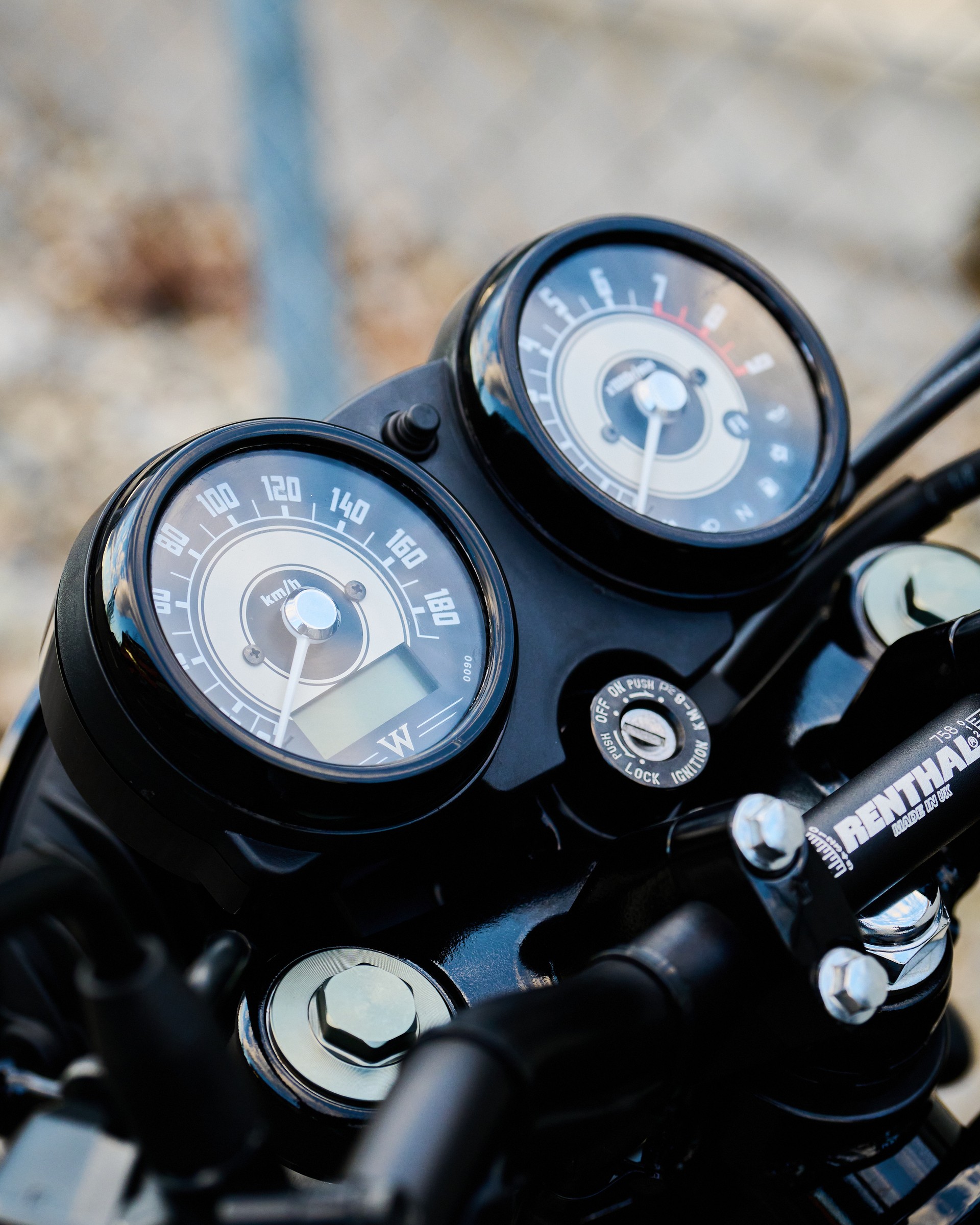 KAWASAKI W 800-image-6