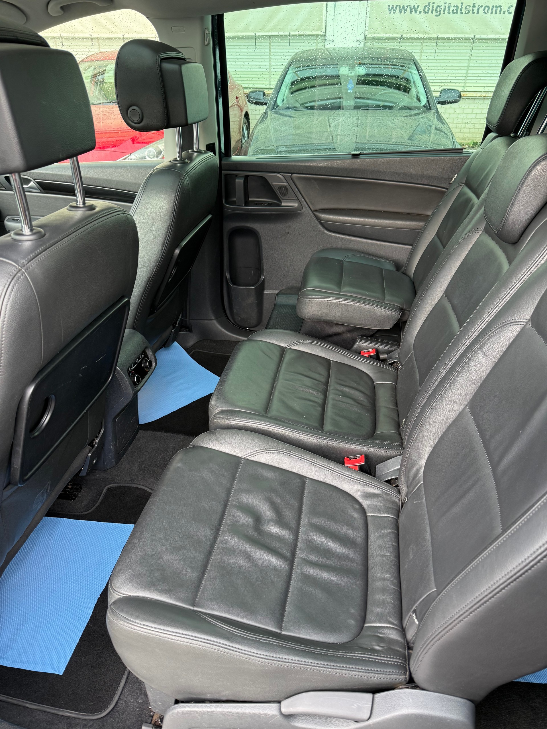 SEAT Alhambra 2.0 TDI Reference DSG-image-5