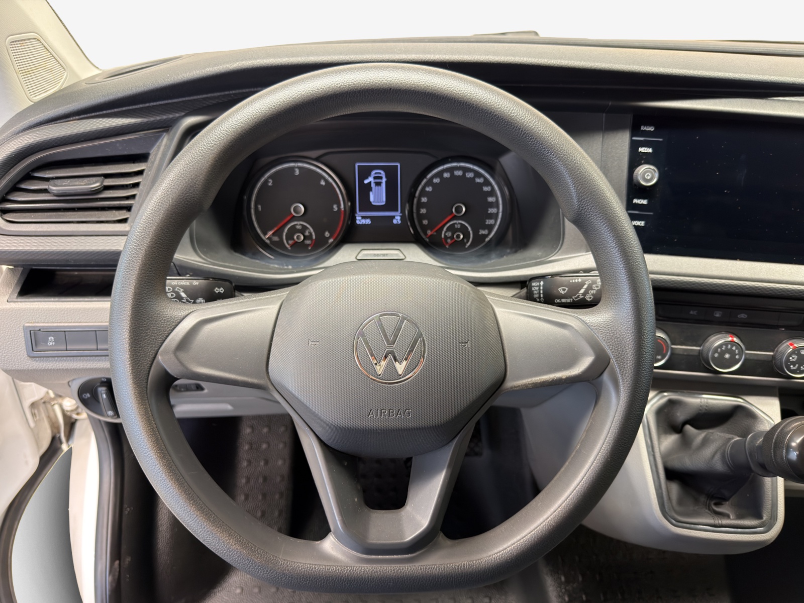 VW T6.1 2.0 TDI 4Motion-image-9
