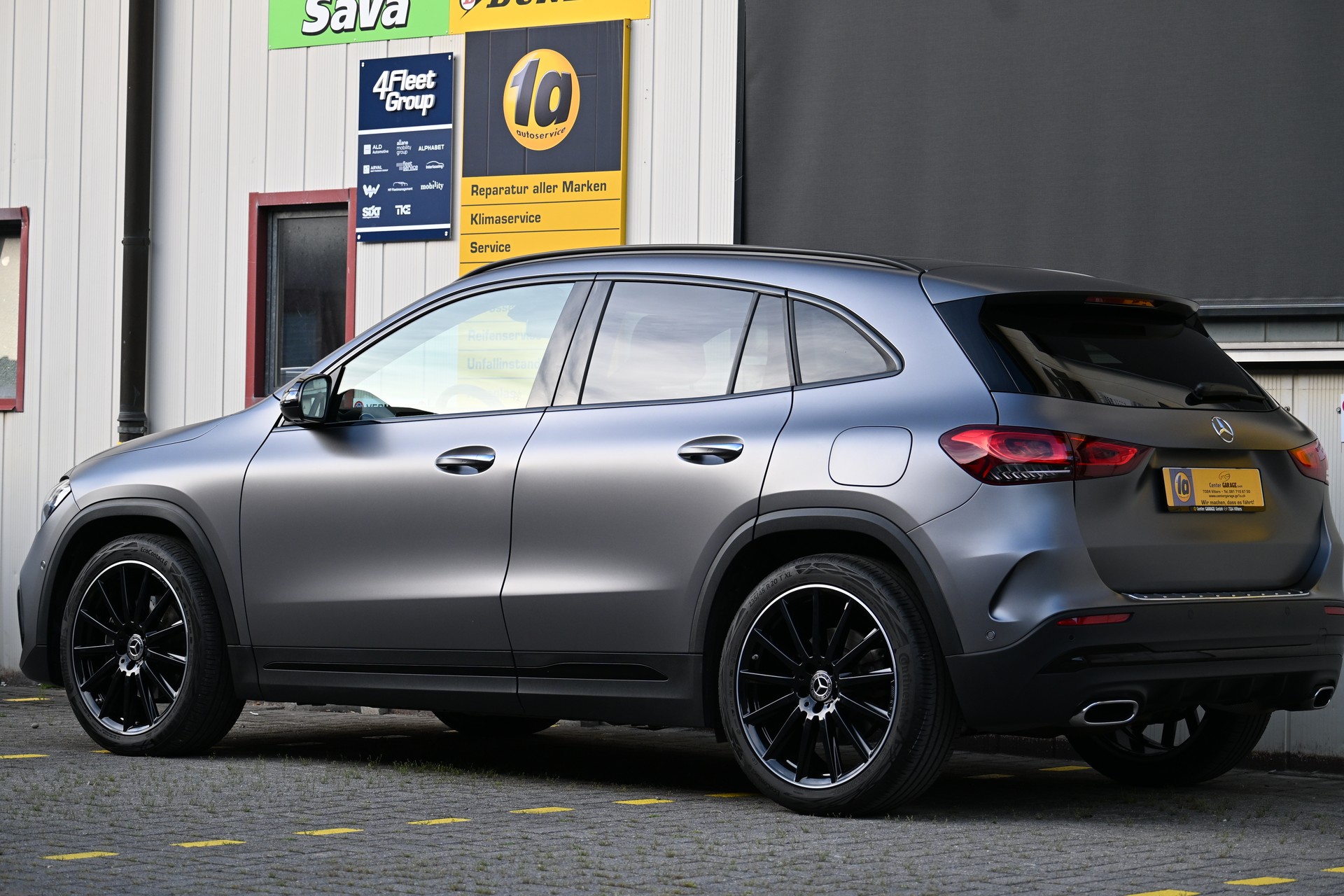 MERCEDES-BENZ GLA 220d 4Matic AMG Line 8G-DCT-image-5