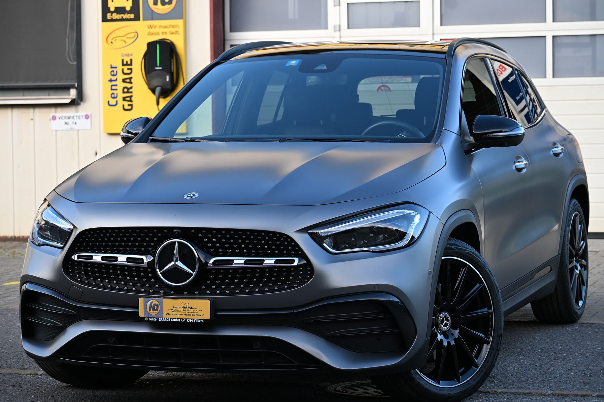 MERCEDES-BENZ GLA 220d 4Matic AMG Line 8G-DCT