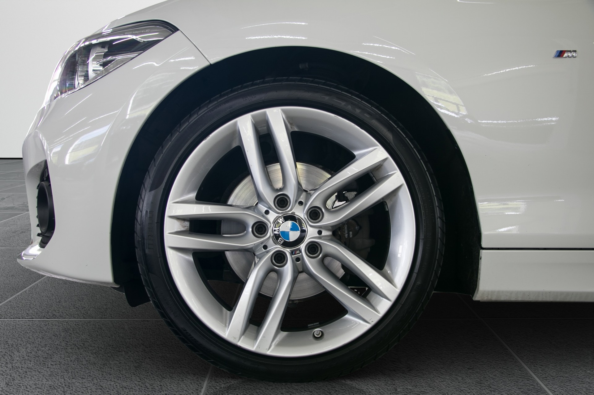 BMW 120d xDrive M Sport Steptronic-image-14