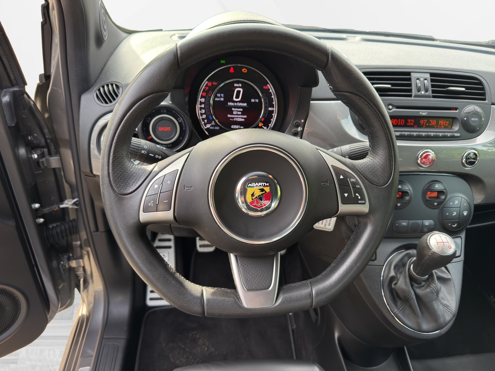 FIAT 595 Abarth 1.4 T-Jet 160 Turismo-image-11