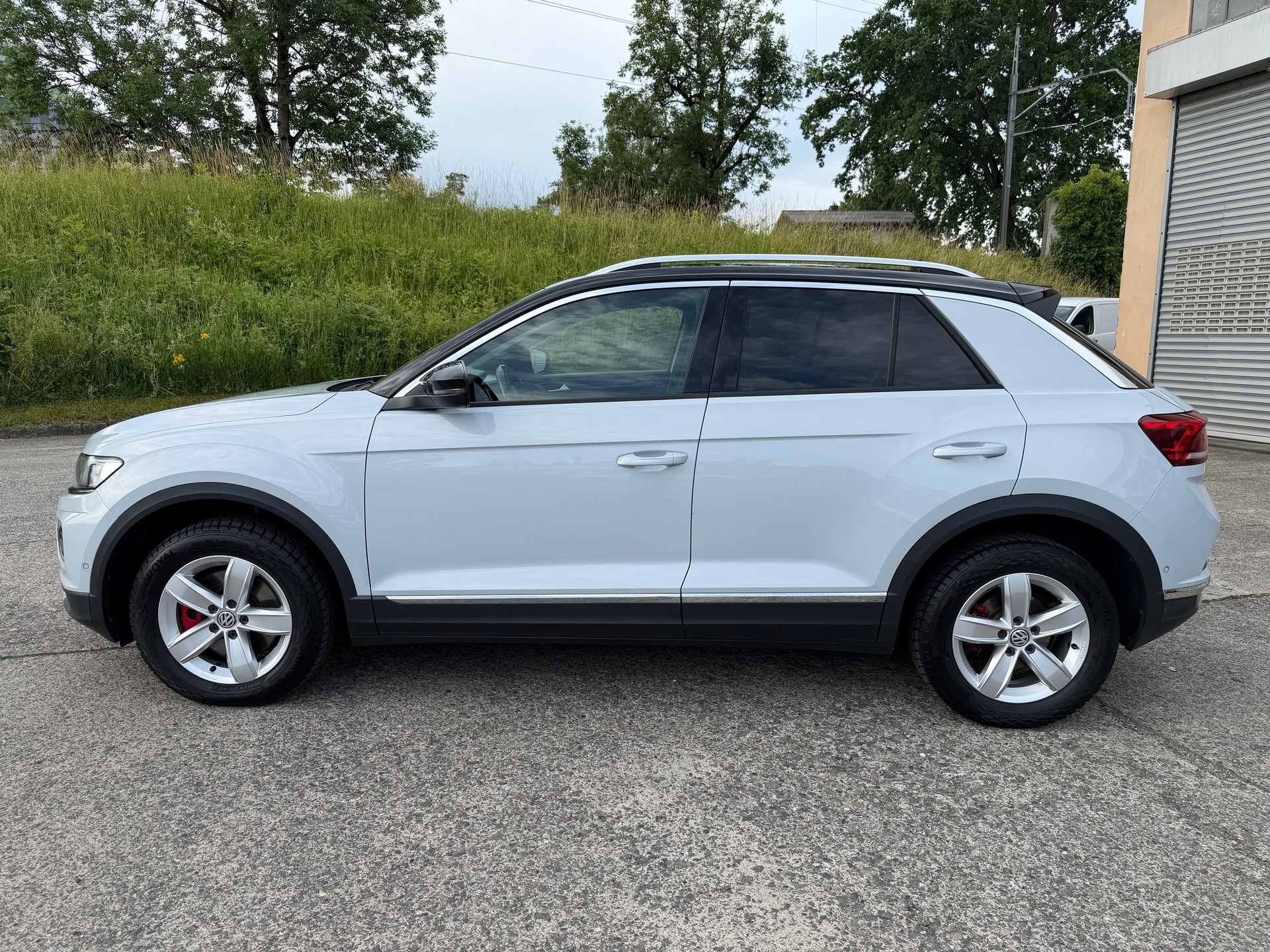 VW T-Roc 2.0 TSI Sport DSG 4Motion-image-1
