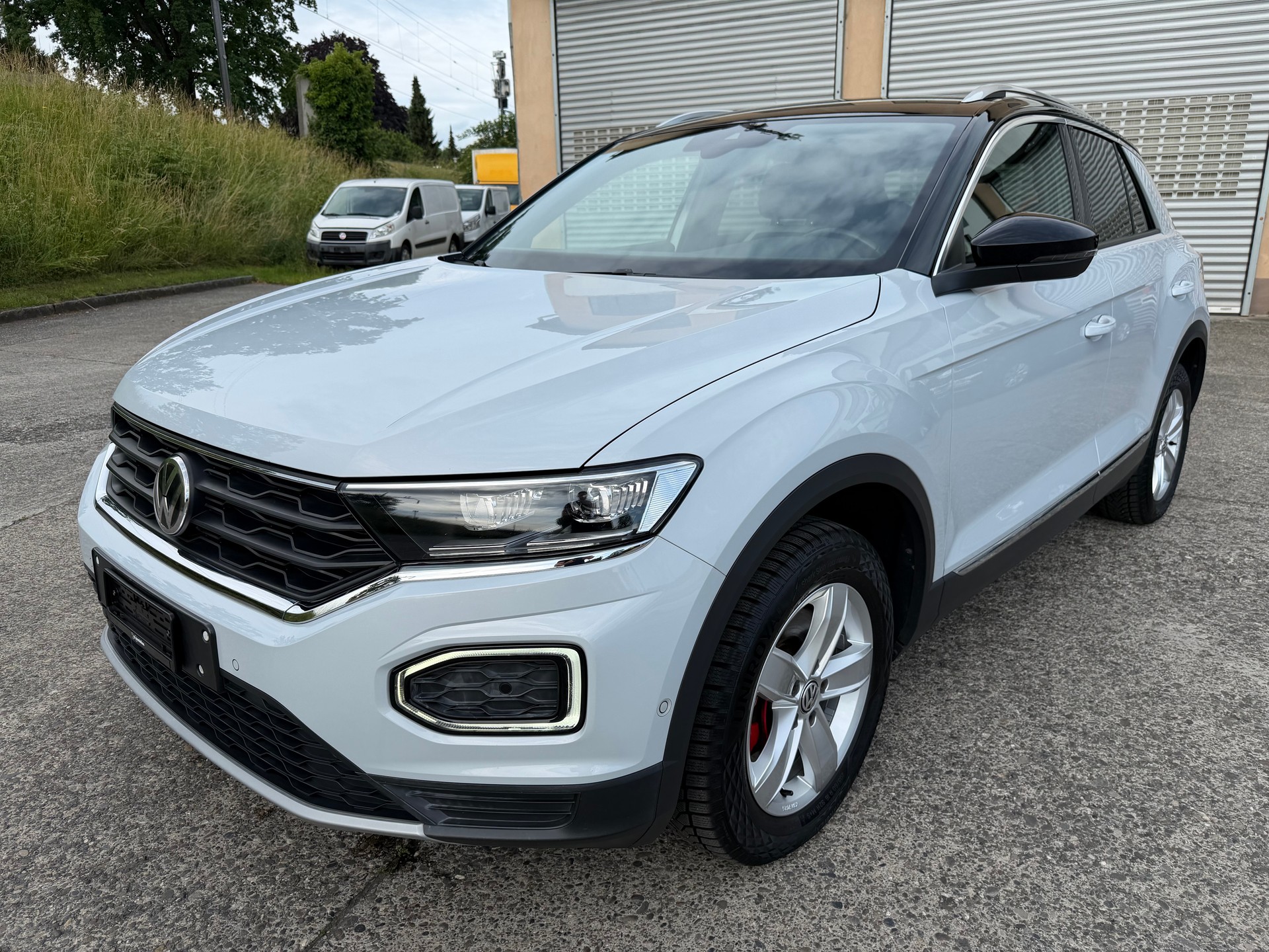 VW T-Roc 2.0 TSI Sport DSG 4Motion-image-0