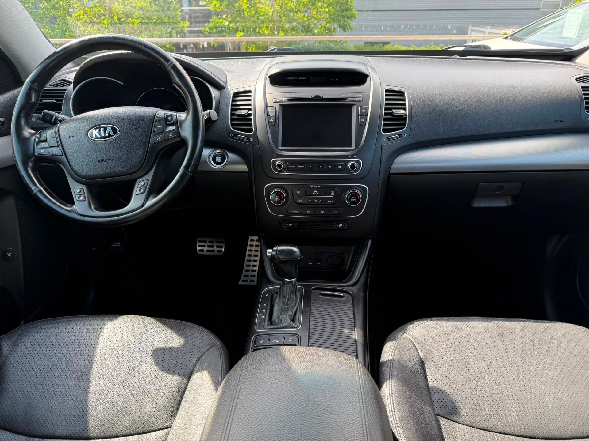 KIA Sorento 2.2 CRDI Trend Automatic-image-7