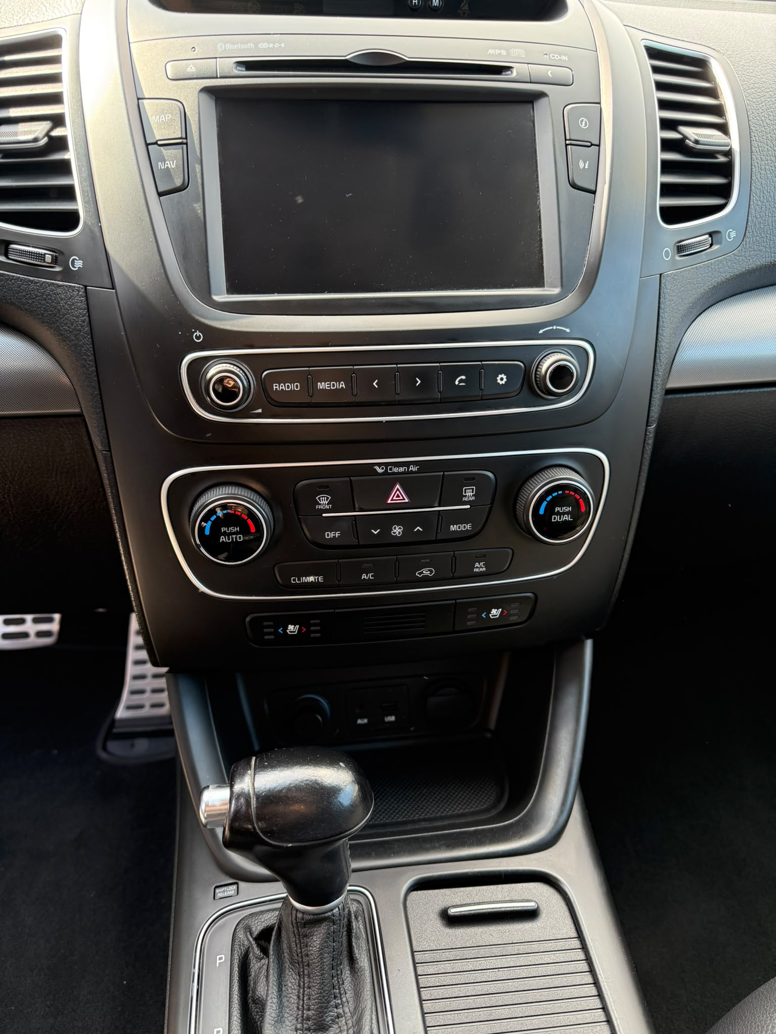 KIA Sorento 2.2 CRDI Trend Automatic-image-16