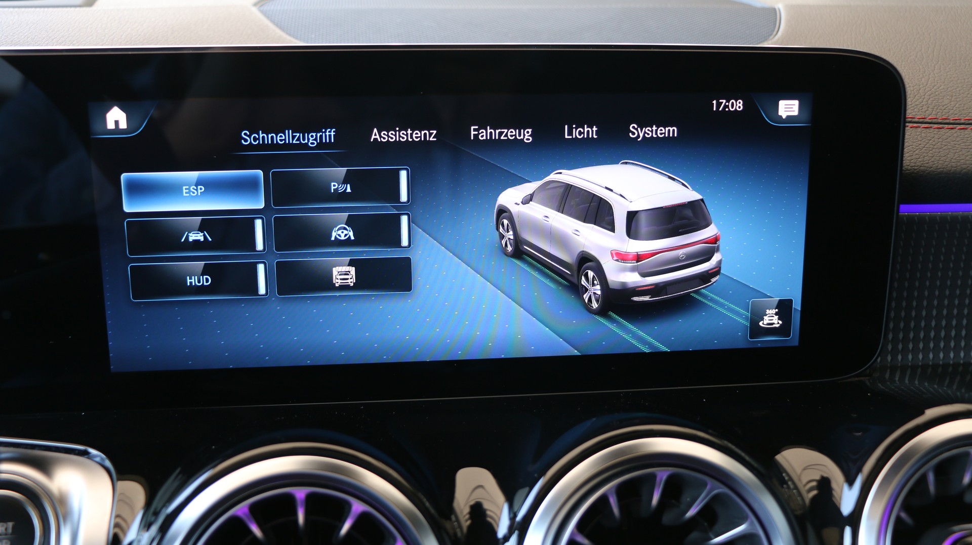 MERCEDES-BENZ EQB 350 4Matic AMG Line-image-13