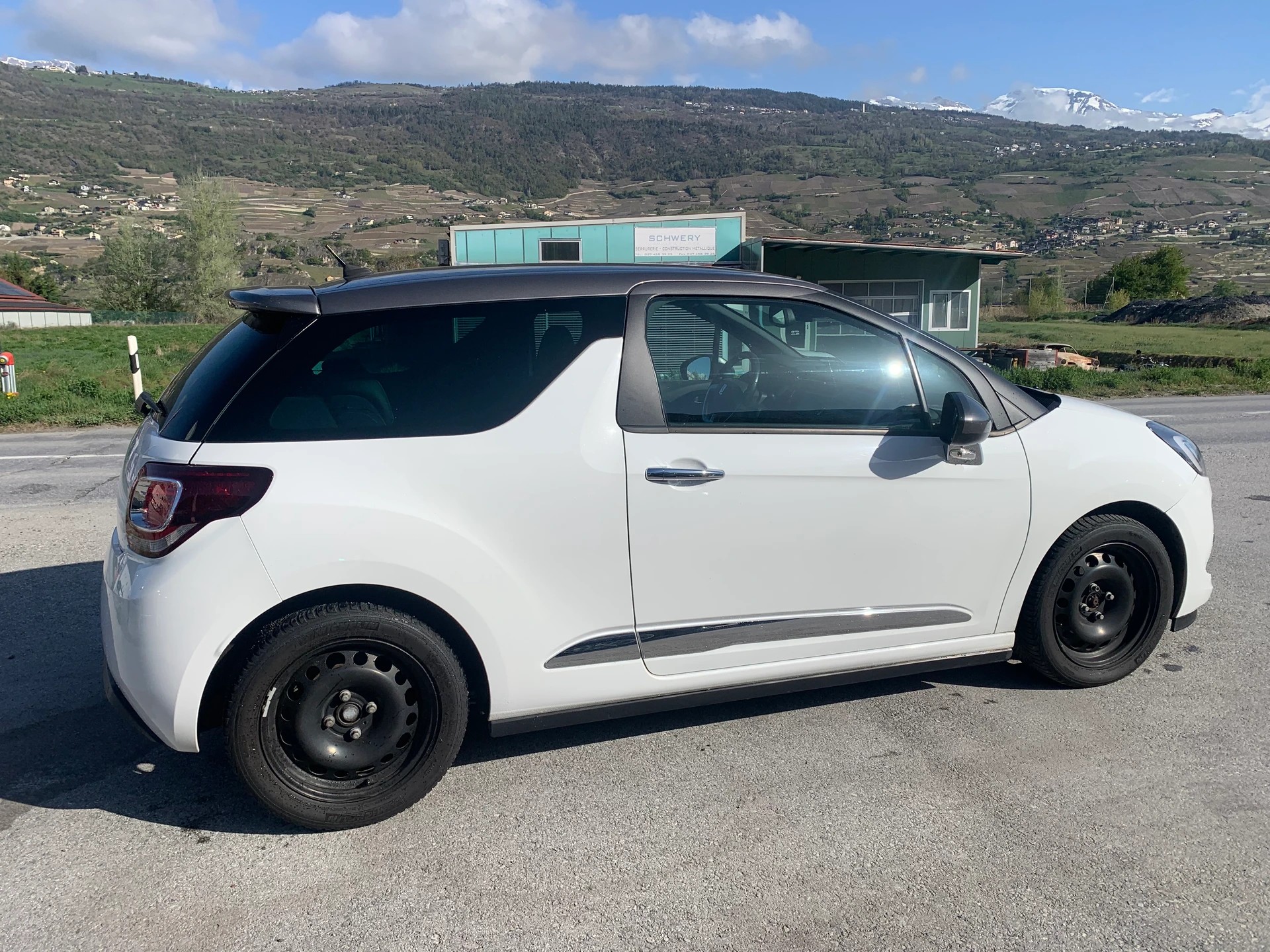 DS AUTOMOBILES DS 3 1.6 BlueHDi Sport Chic Plus-image-5