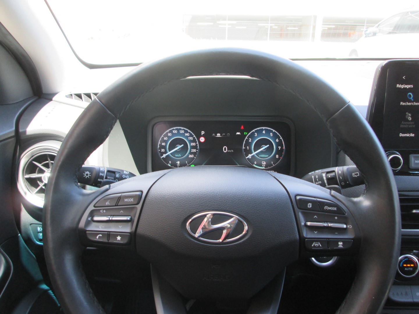 HYUNDAI Kona 1.6 GDi HEV Vertex DCT-image-9