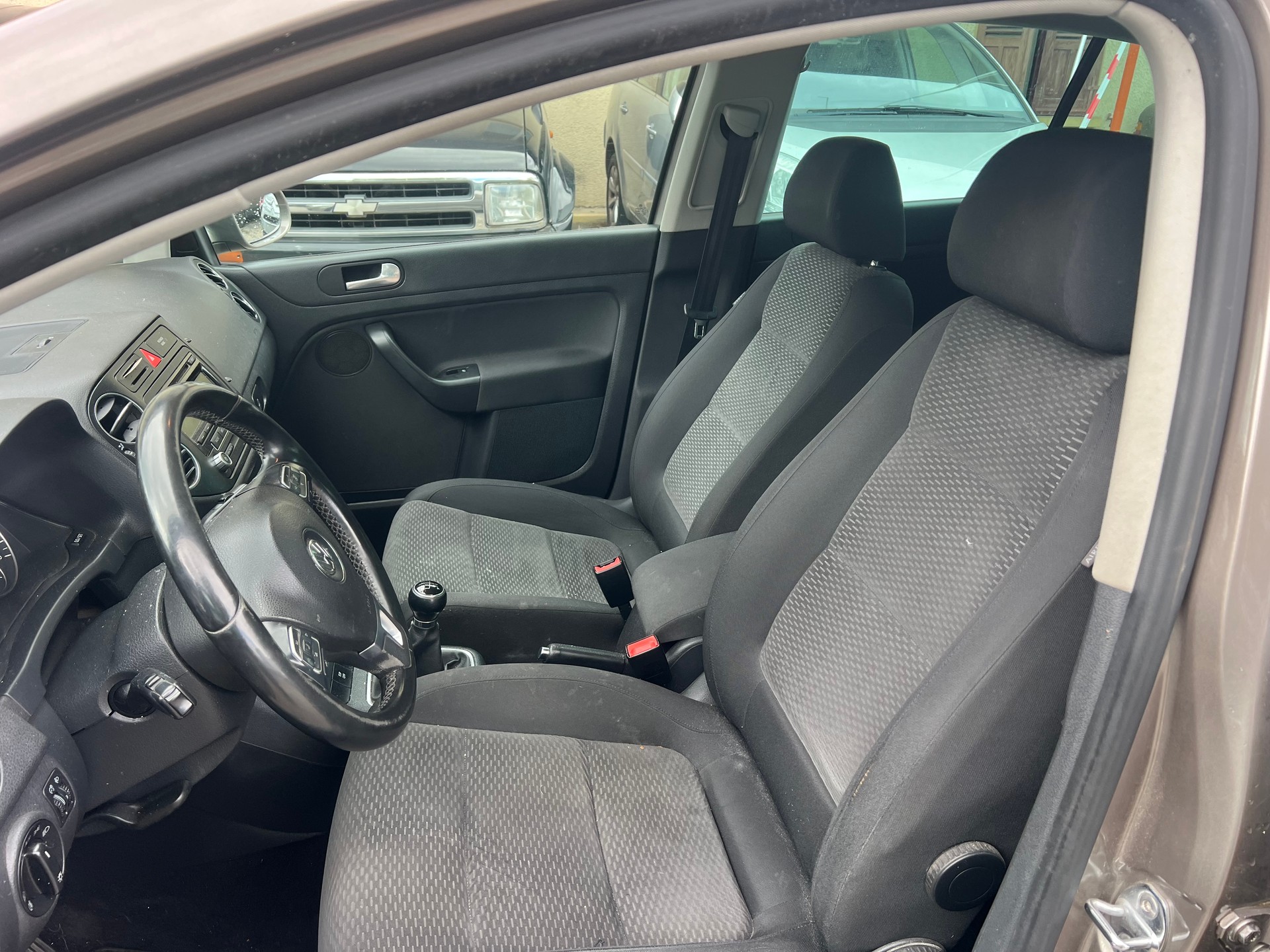 VW Golf Plus 2.0 TDI Trendline-image-6