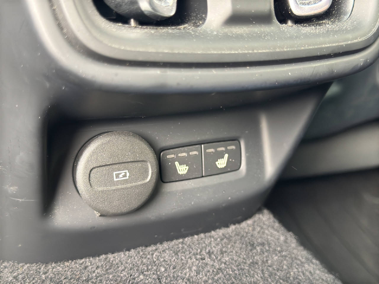 POLESTAR 2 Long Range Dual Motor-image-12