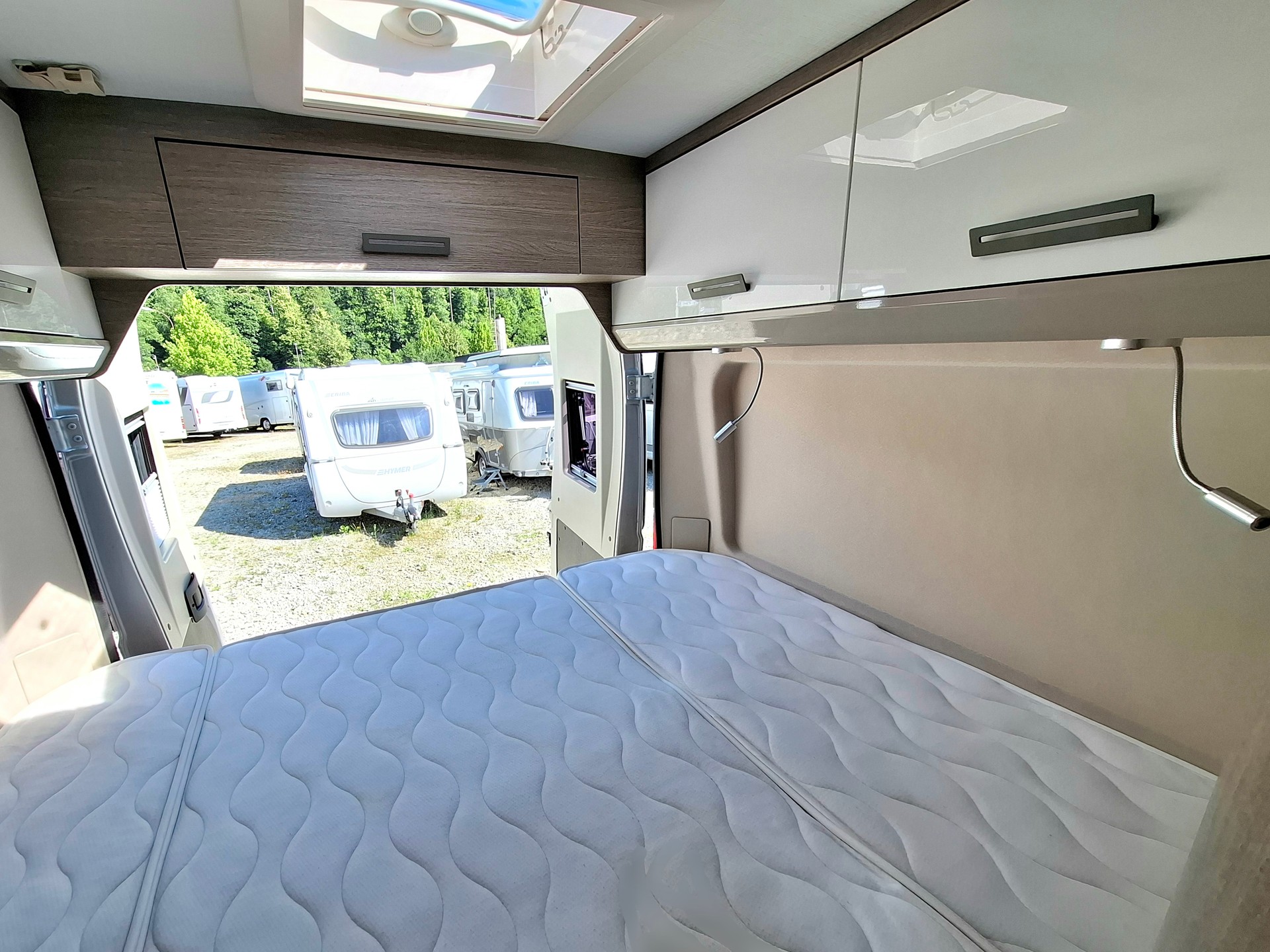 CHALLENGER V114 VIP - Solar, Lithium, Wechselrichter, Dieselheizung-image-12