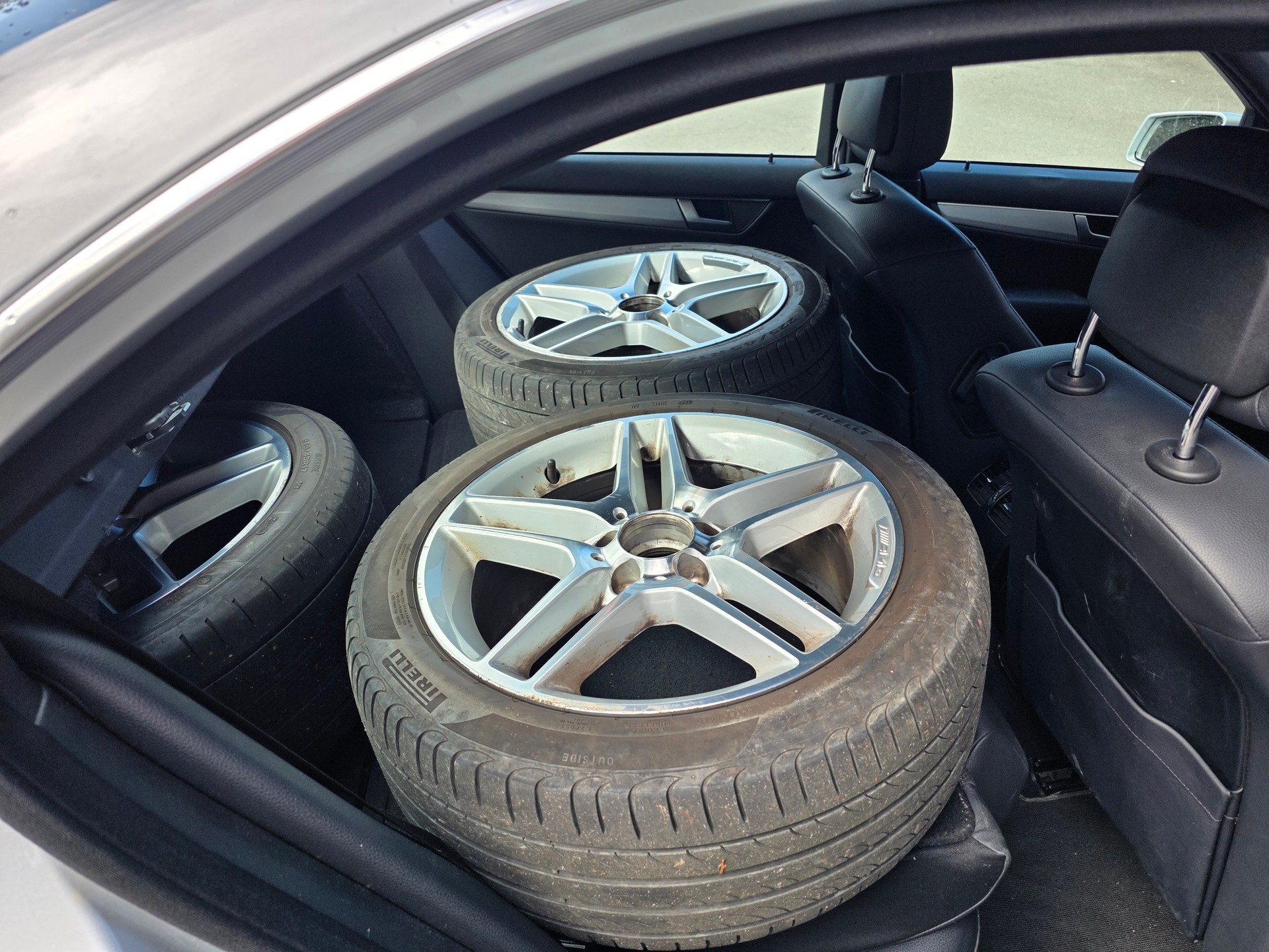 MERCEDES-BENZ C 200 Avantgarde-image-1
