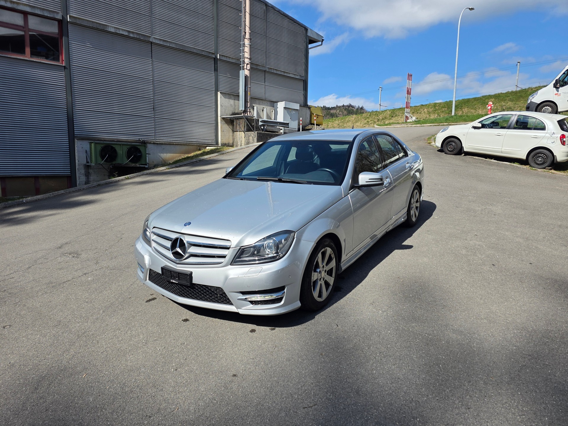MERCEDES-BENZ C 200 Avantgarde-image-2