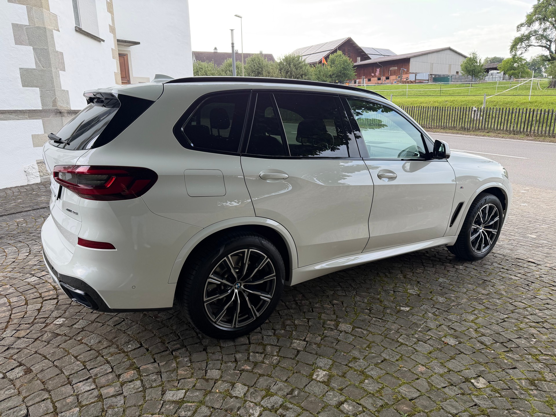 BMW X5 xDrive 40i M Sport Steptronic-image-3