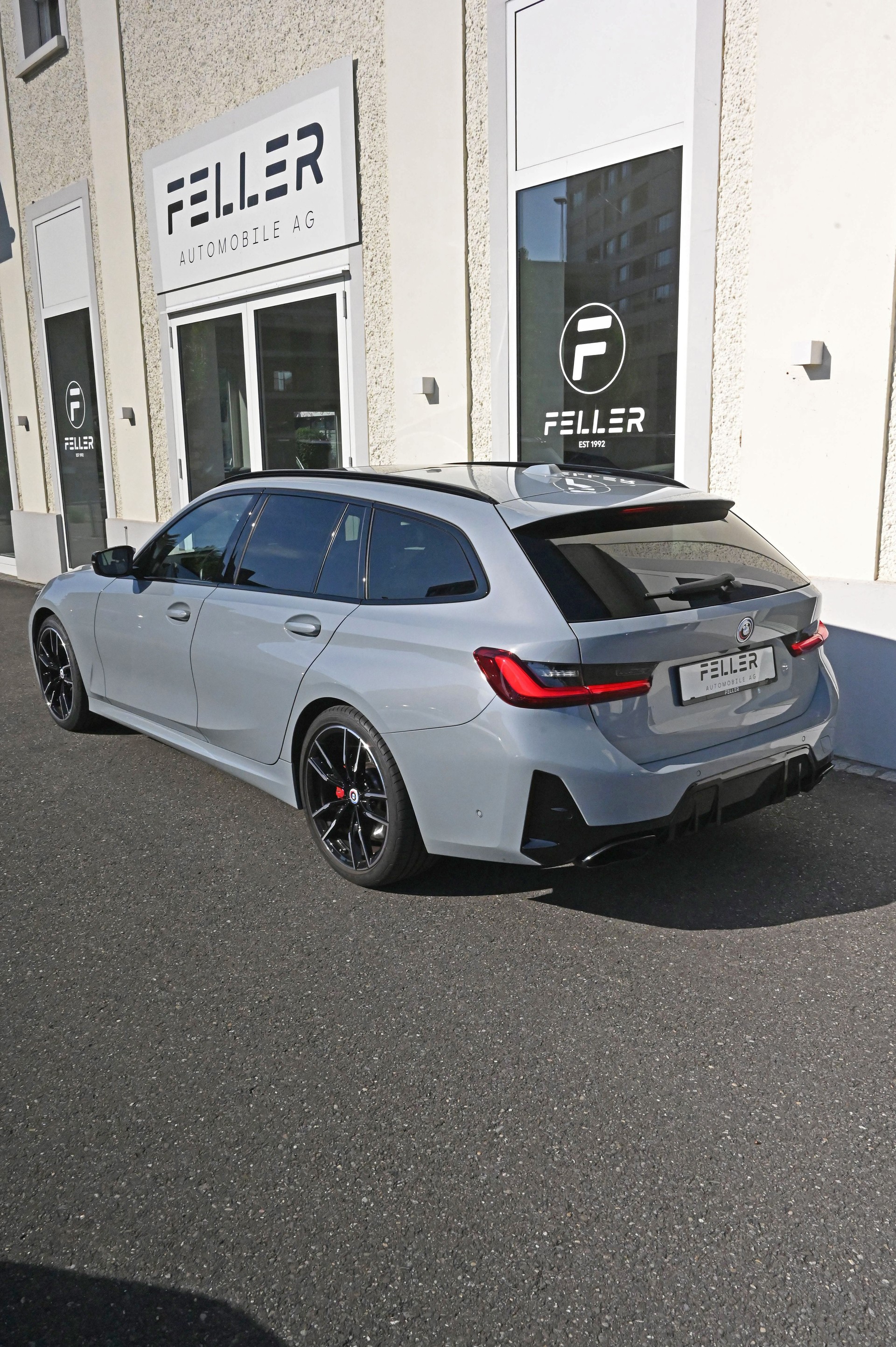 BMW M340i xDrive 48V Touring Steptronic M Sport Pro-image-5